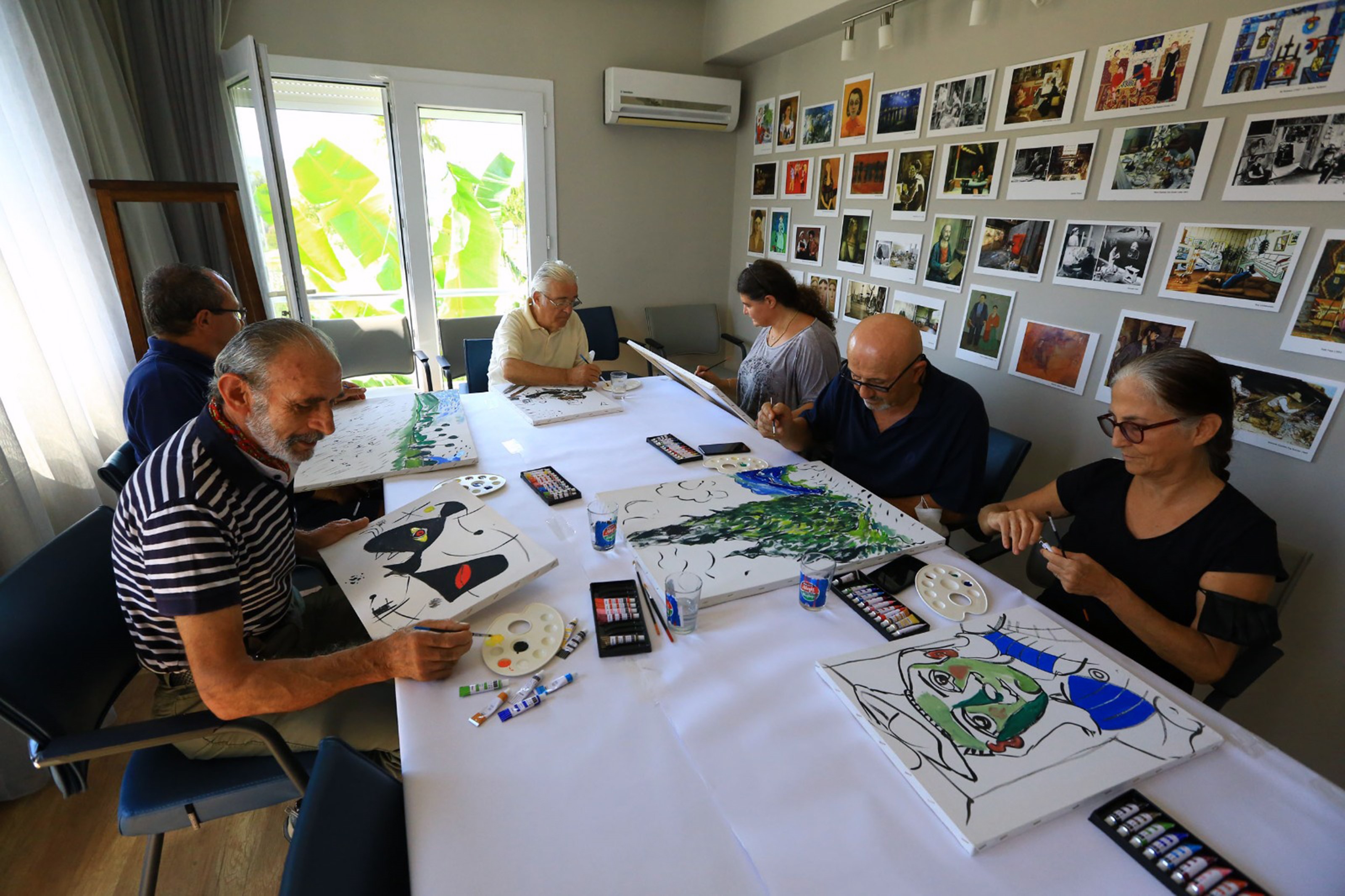 100 Yaş Evleri̇ İlgi̇ Görüyor (1)