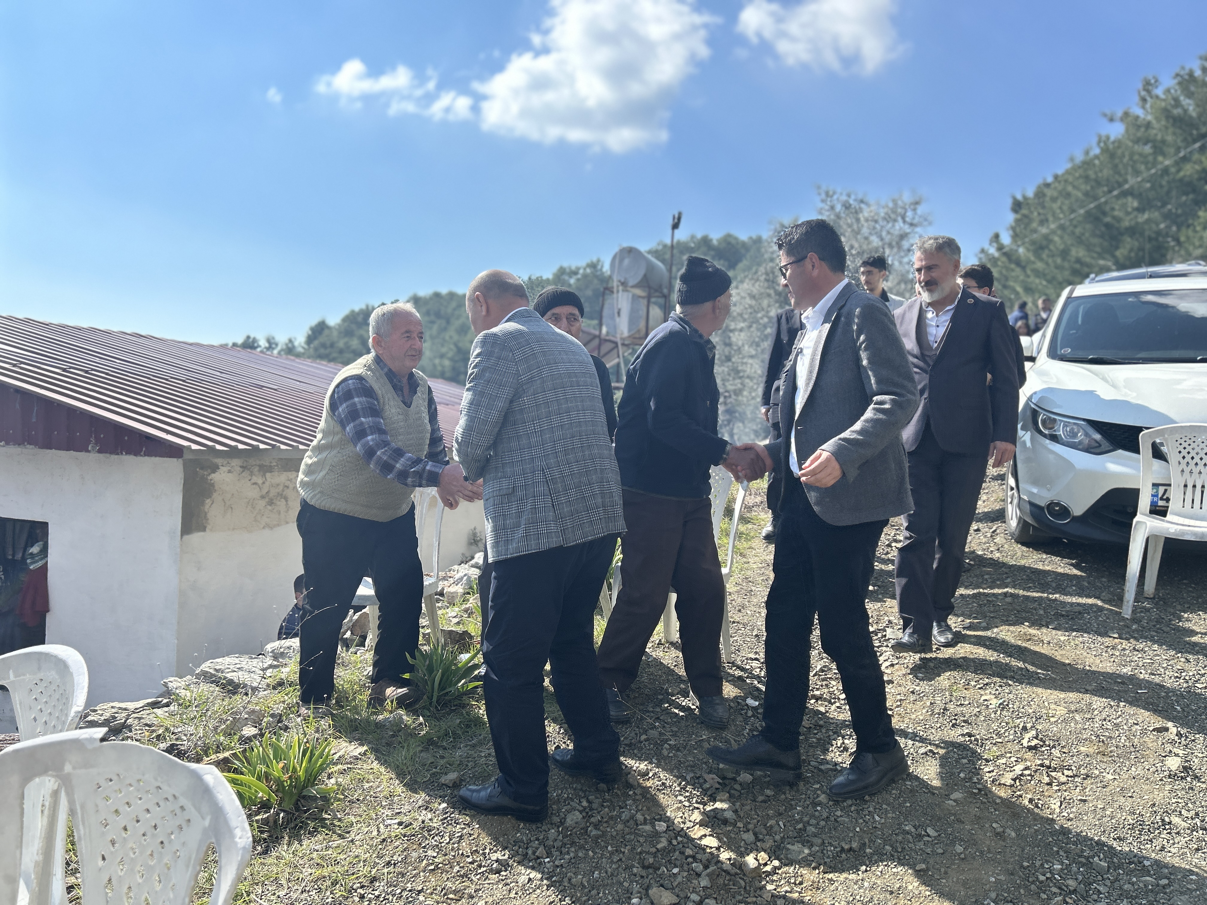 Ak Parti Akarca Mahalle Başkanı Seneyi Devriye Yemeği