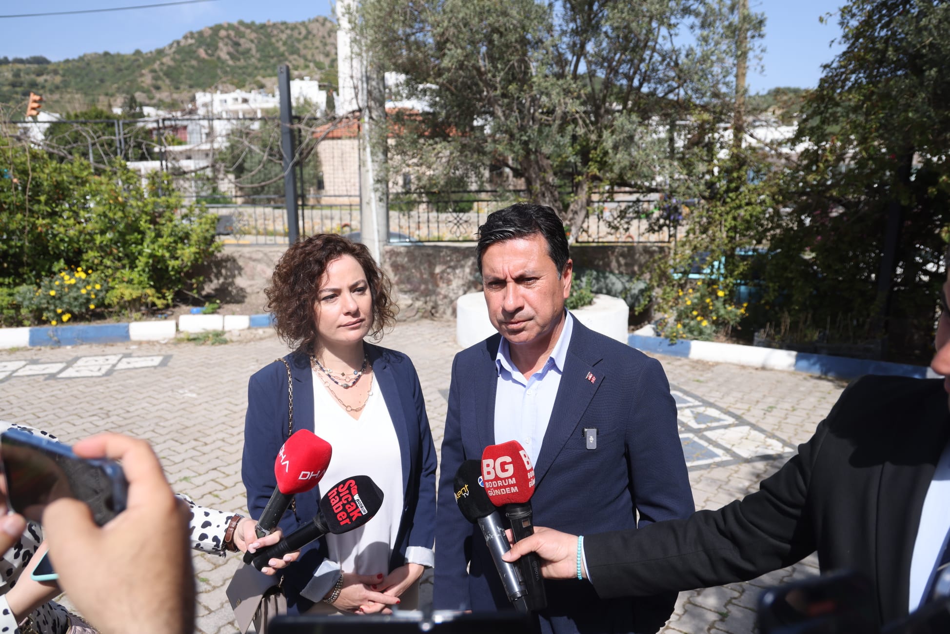 Ahmet Aras Oyunu Kullandı (2)