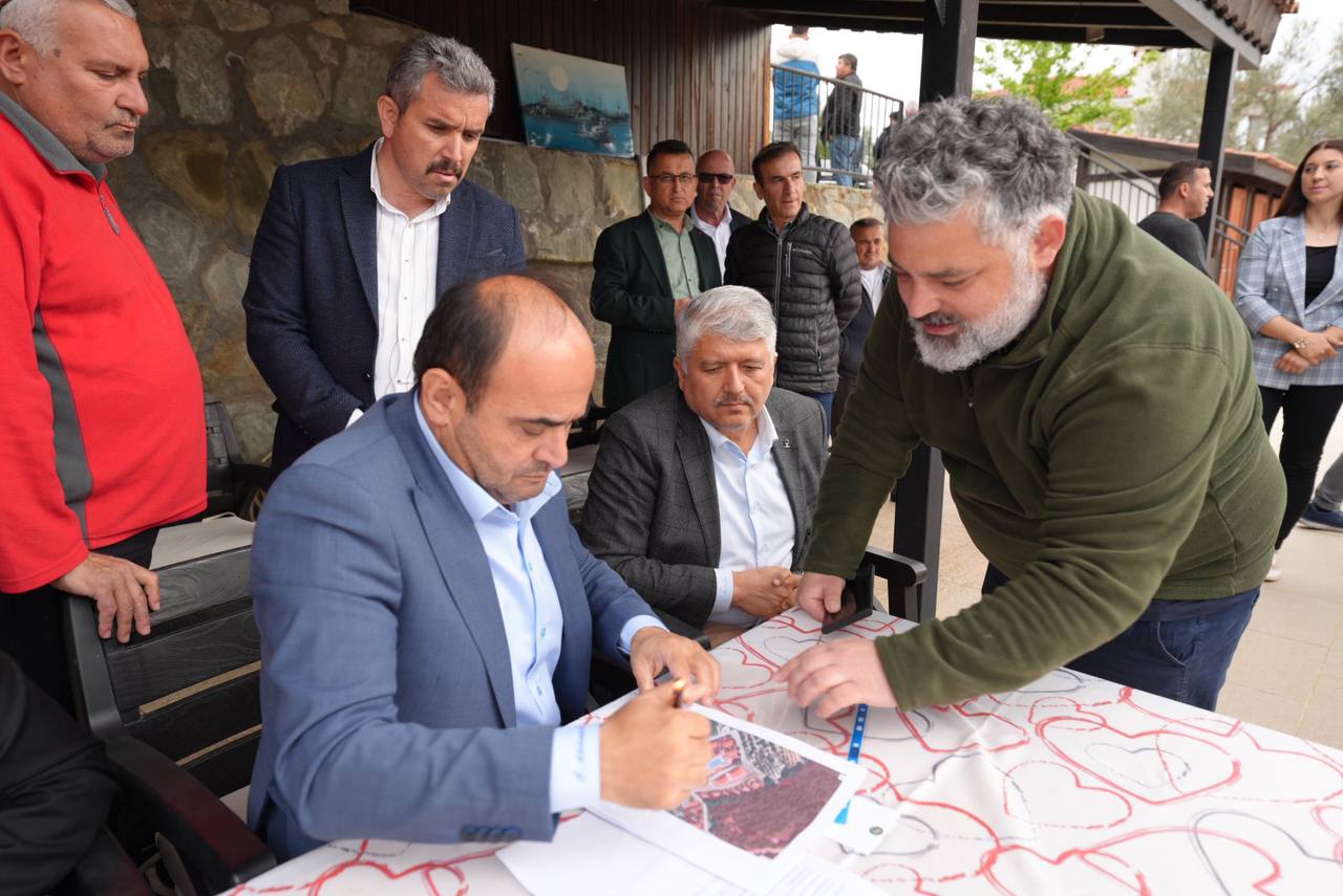 Akdeni̇zli̇; “Her Mahallemi̇zde Muski̇ Sorunu Karşimiza Çikti” (10)
