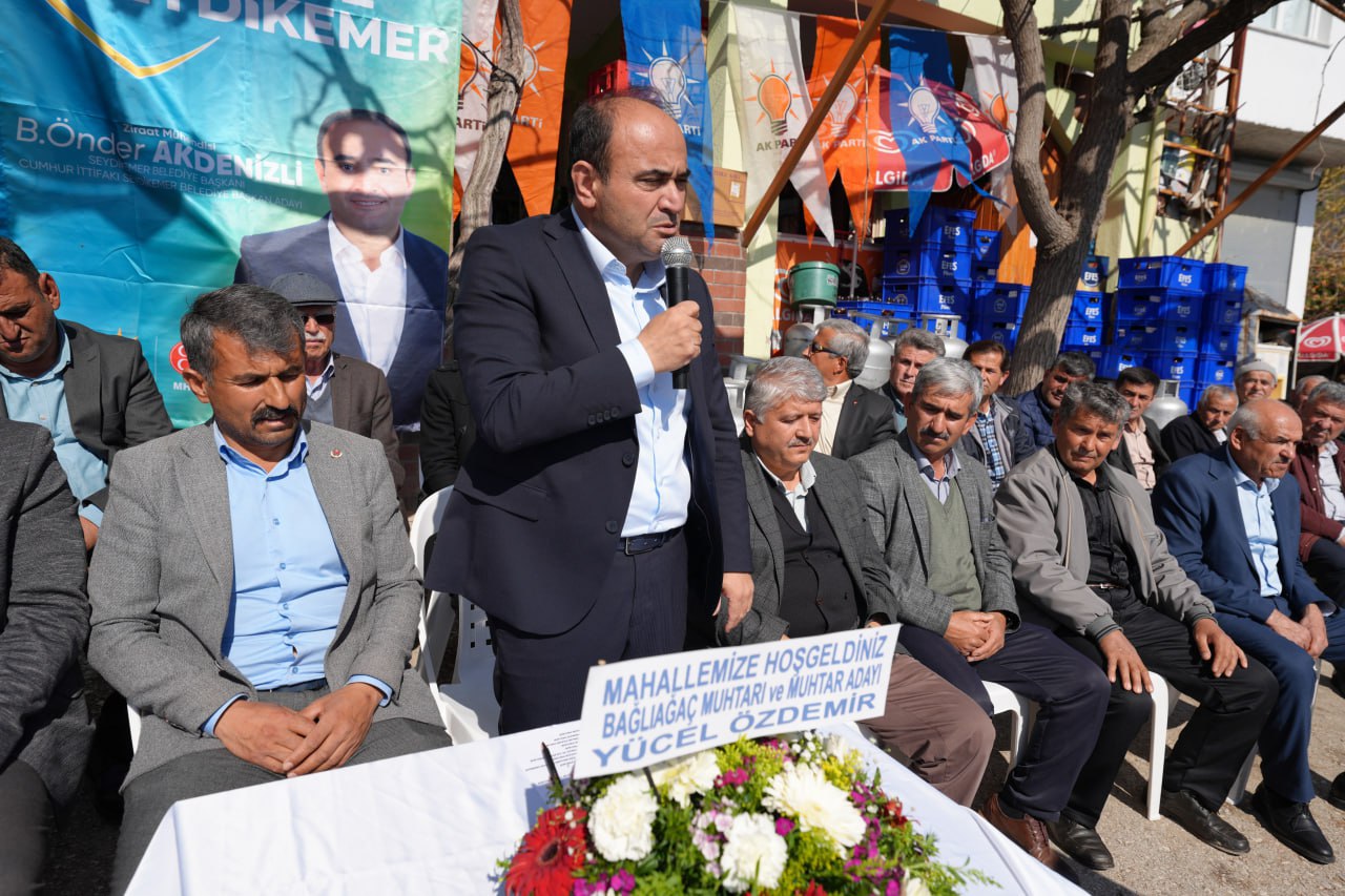 Akdeni̇zli̇, Karadere'de Vatandaşlarla İftar Sofrasinda Bi̇r Araya Geldi̇ (8)