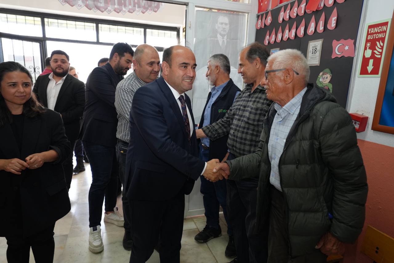 Akdeni̇zli̇ Sandik Görevli̇leri̇ni̇ Zi̇yaret Etti̇ (12)