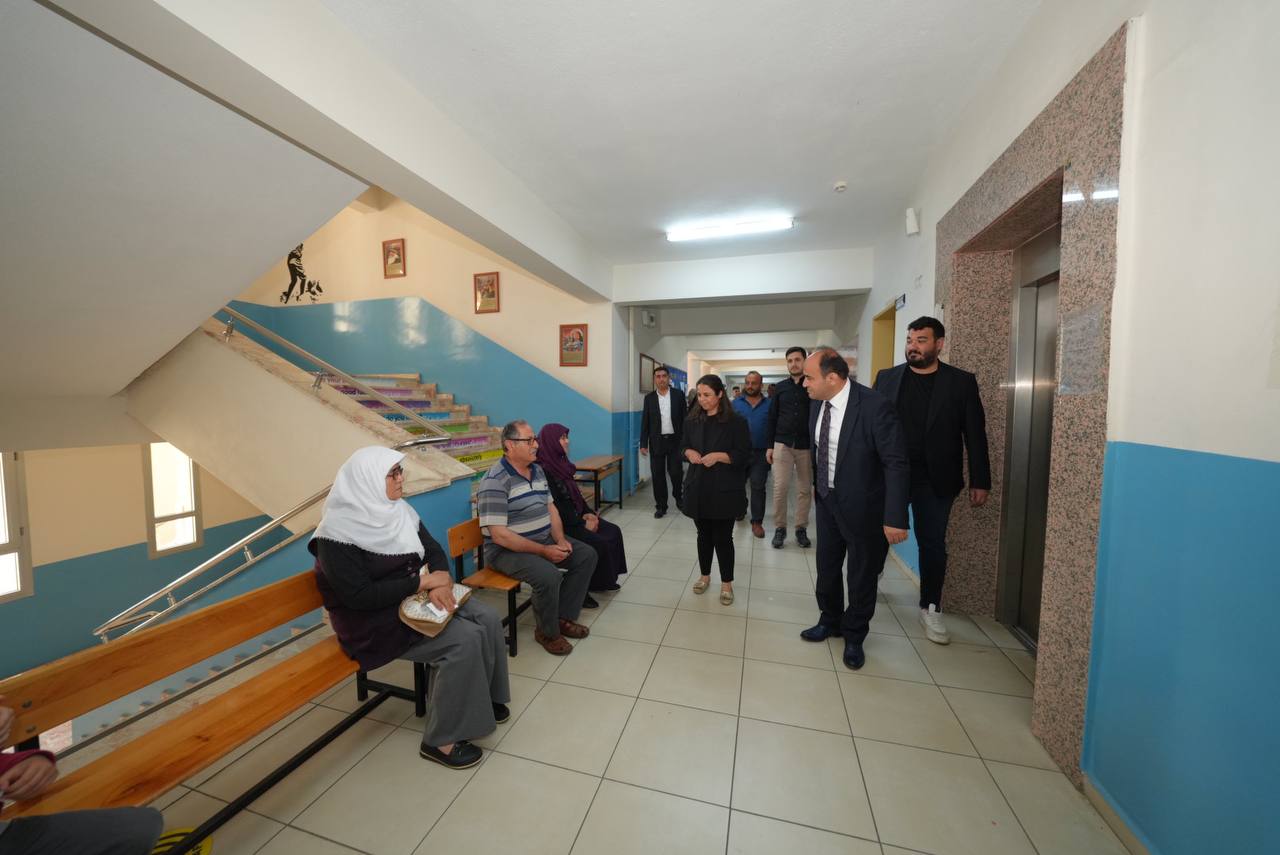 Akdeni̇zli̇ Sandik Görevli̇leri̇ni̇ Zi̇yaret Etti̇ (2)