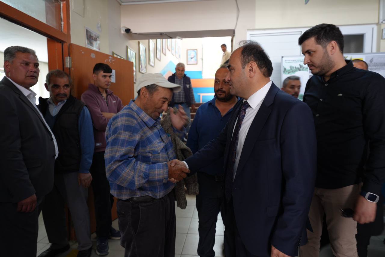 Akdeni̇zli̇ Sandik Görevli̇leri̇ni̇ Zi̇yaret Etti̇ (9)