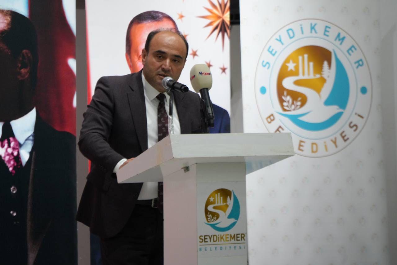 Başkan Akdeni̇zli̇ Kadinlarimiza Hak Etti̇ği̇ Değer Veri̇lmeli̇di̇r (2)
