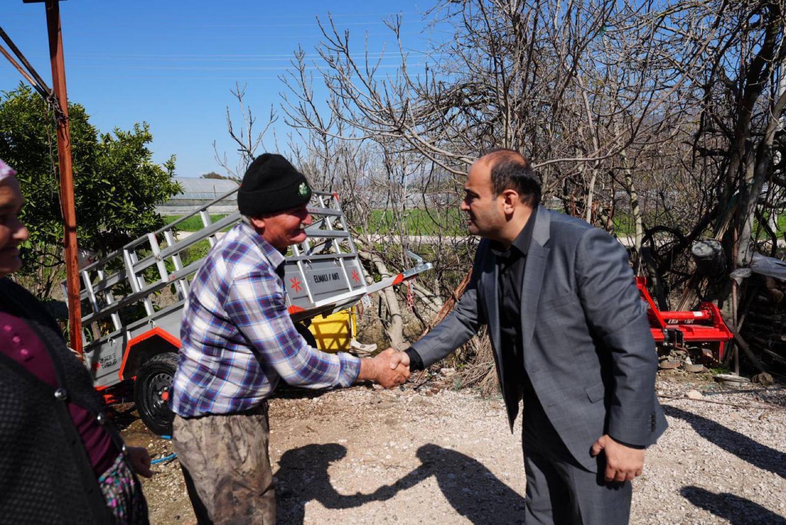 Başkan Akdeni̇zli̇’ye Teveccüh Her Geçen Gün Artiyor (3)