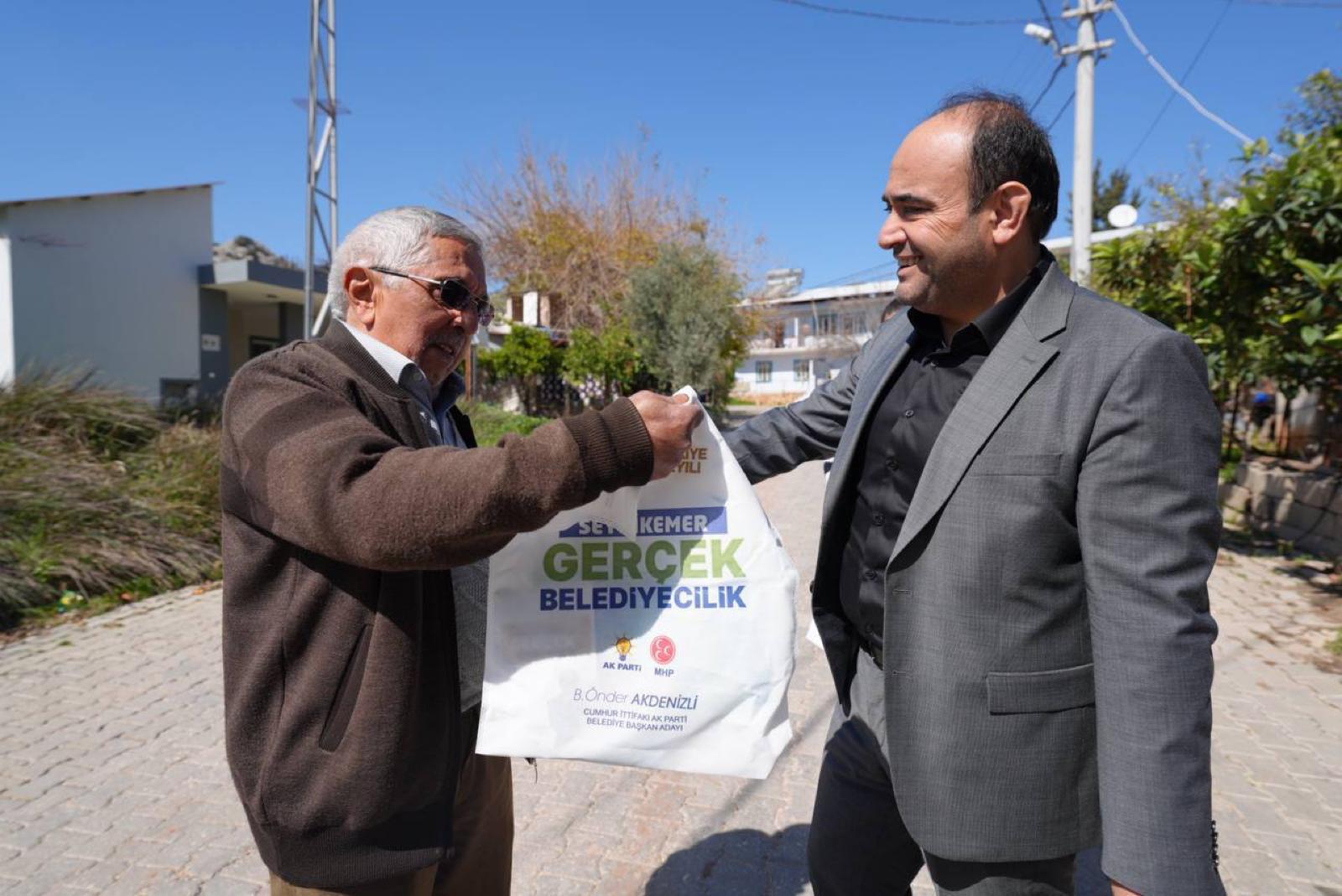 Başkan Akdeni̇zli̇’ye Teveccüh Her Geçen Gün Artiyor (6)
