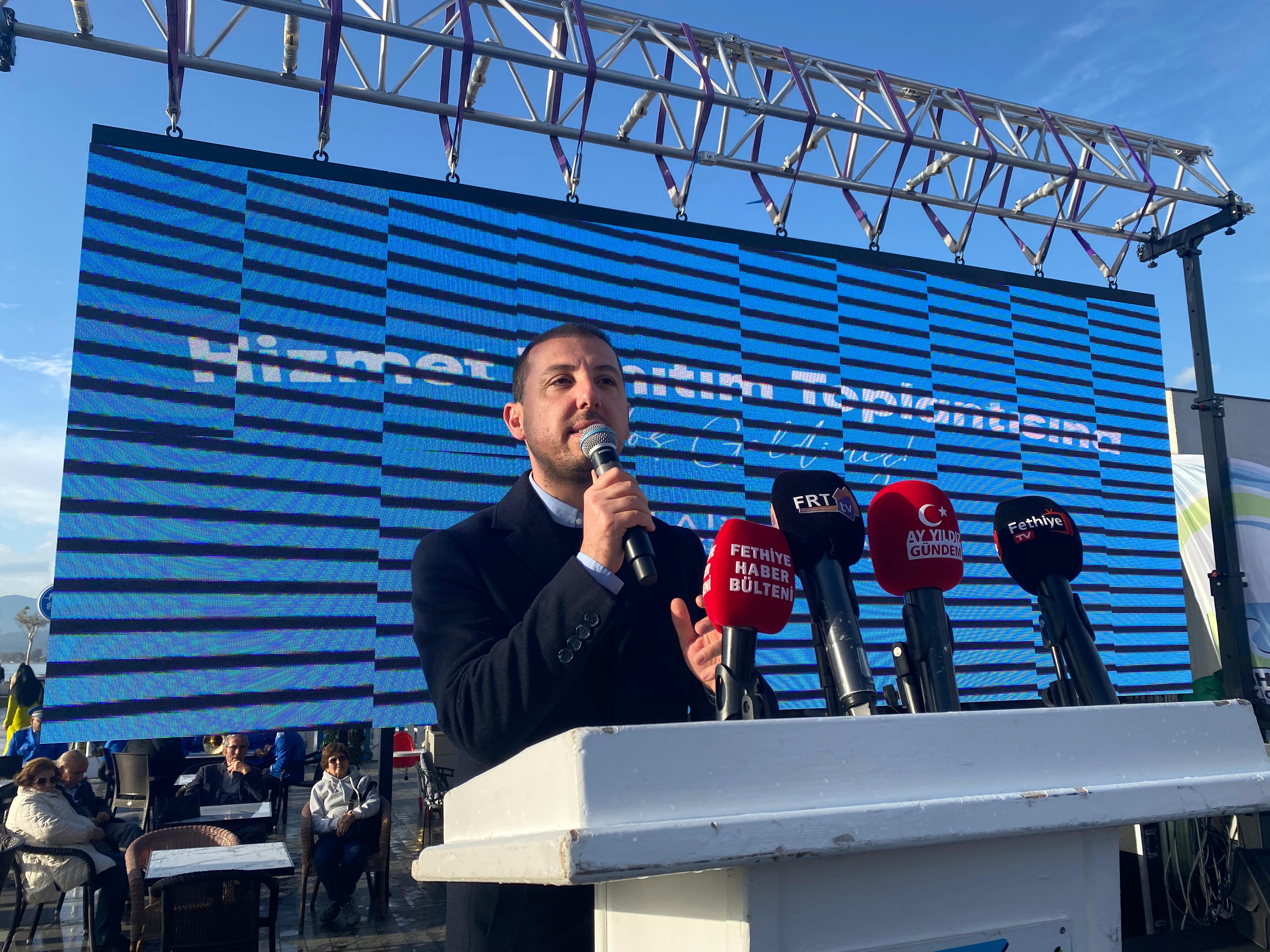 Hizmet Tanıtım Toplantısına Yoğun Katılım Oldu (11)