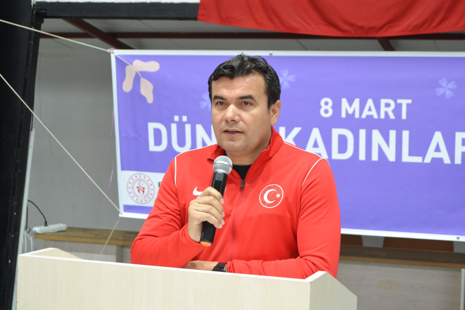 Kadınlar Günü Spor Şenlikleriyle Kutlandı (8)