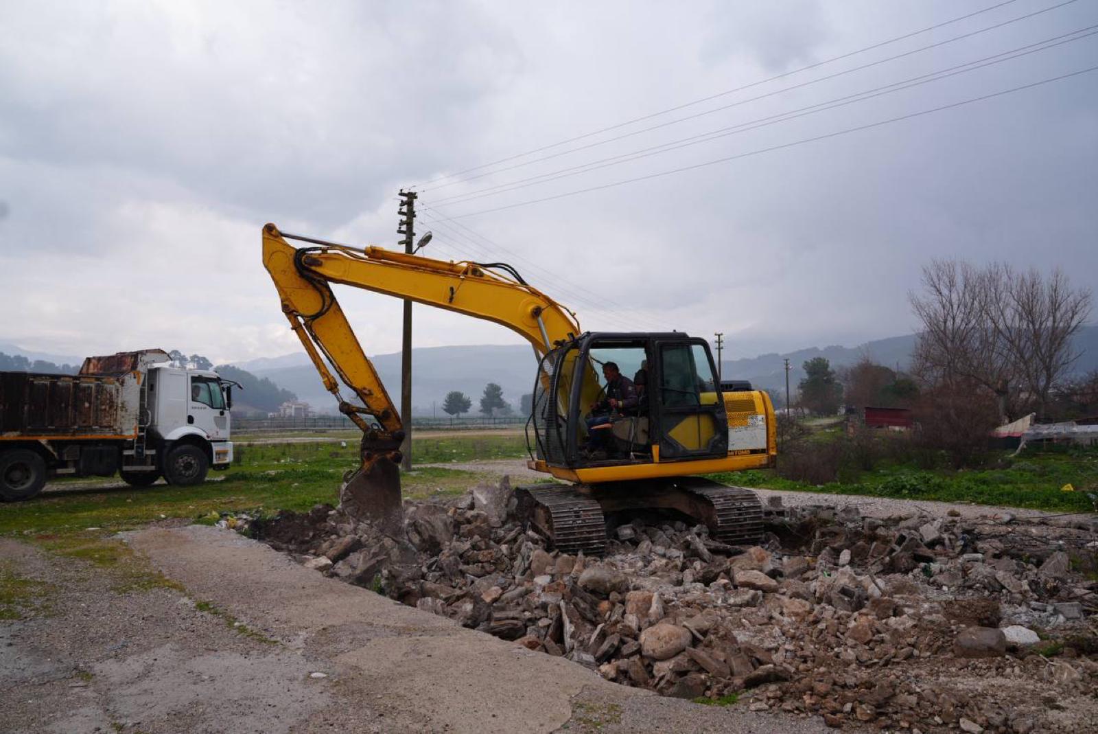 Kapali Pazar Yeri̇ne İlk Kazma Vuruluyor (3)