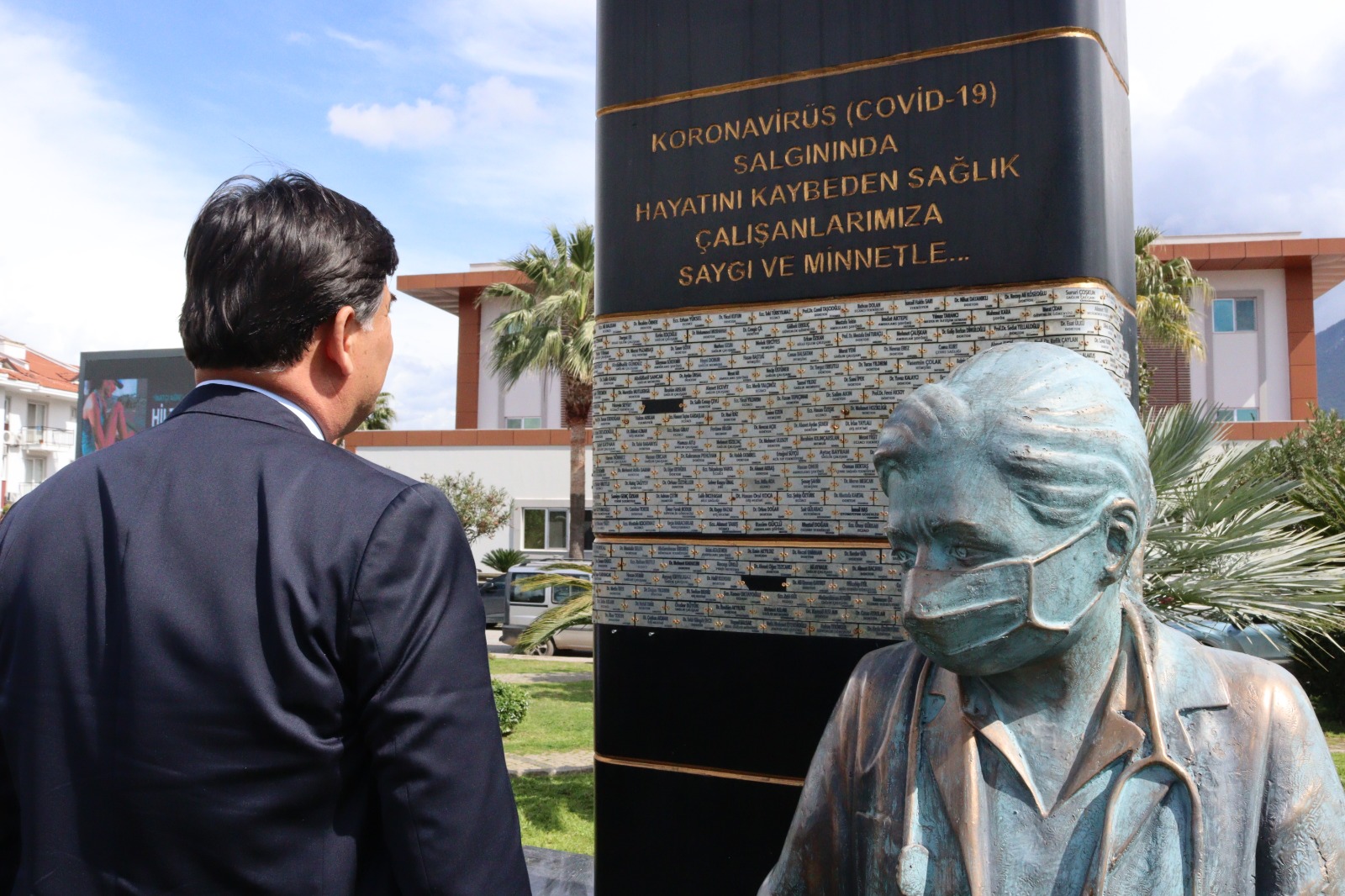 Karaca, “Doktorlarımız Ve Sağlık Çalışanlarımıza Minnettarız” (2)