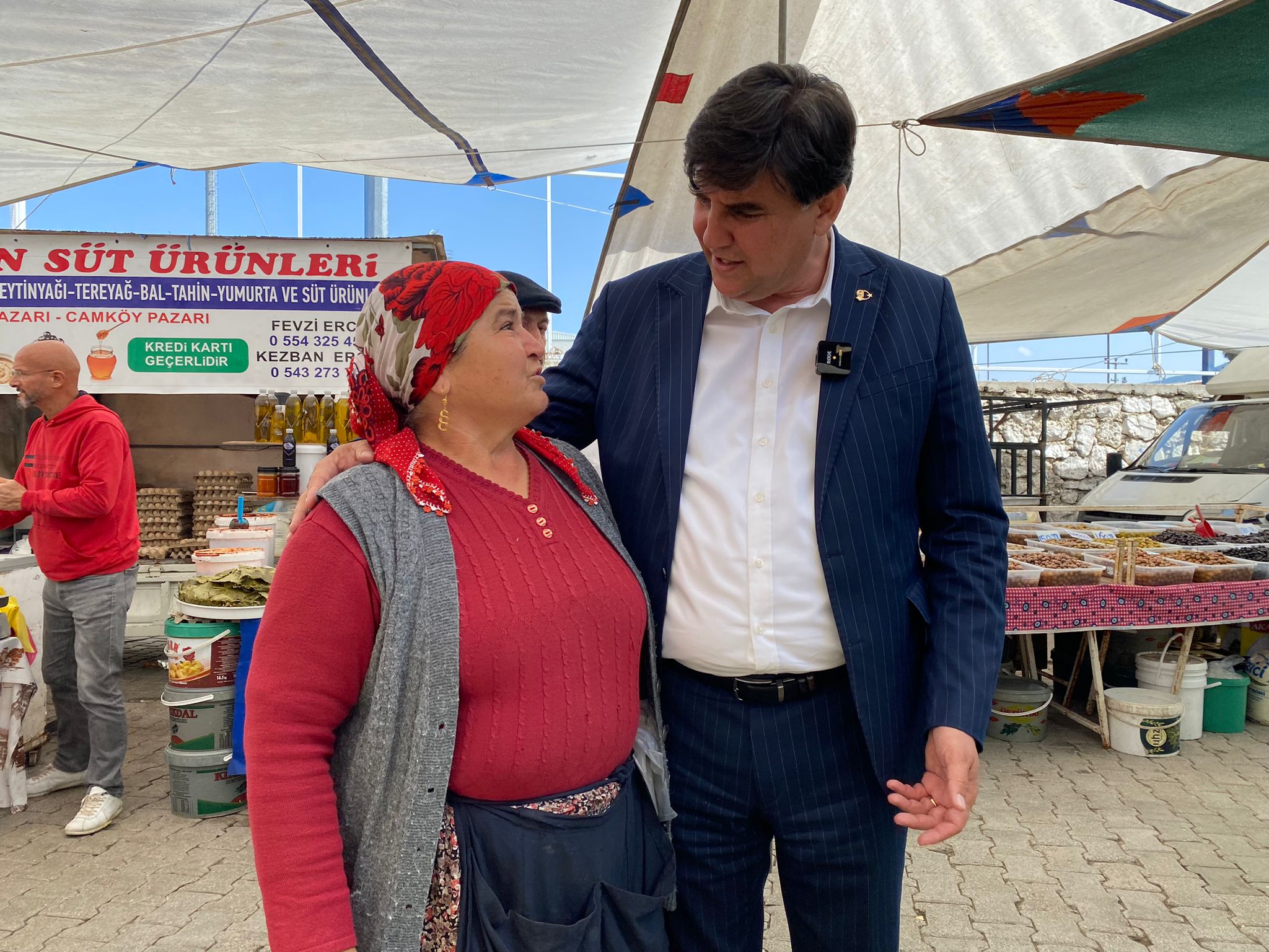 Karaca Salı Pazarı Esnafının Sorunlarını Dinledi (8)