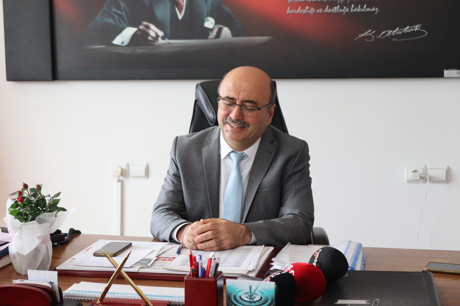 Karaca, Tıp Bayramı’nda Sağlık Çalışanlarını Unutmadı (10)