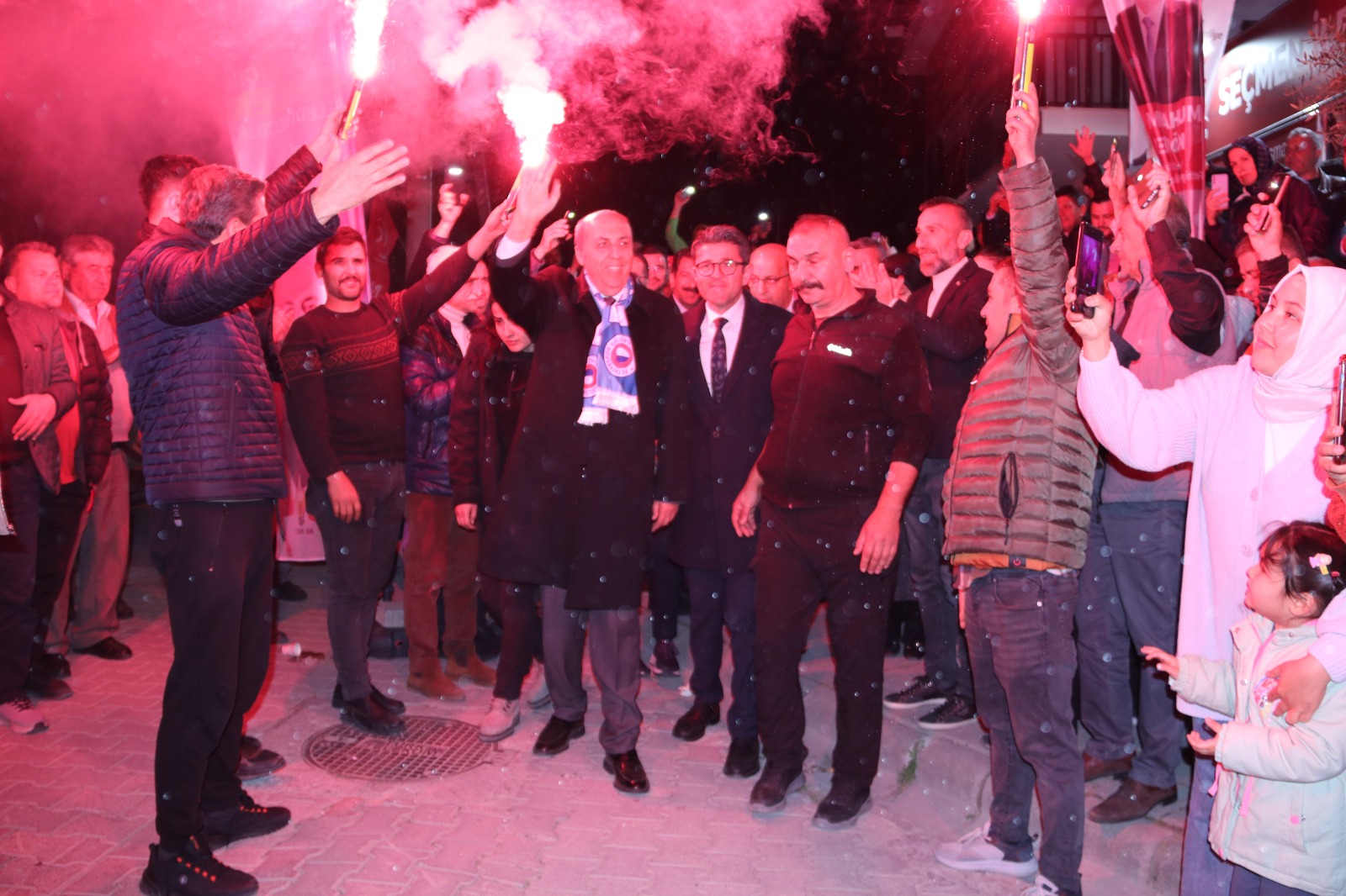 Kökten, Fethiye'de 5 Bin Kişilik İftar Yemeği Verdi (10)