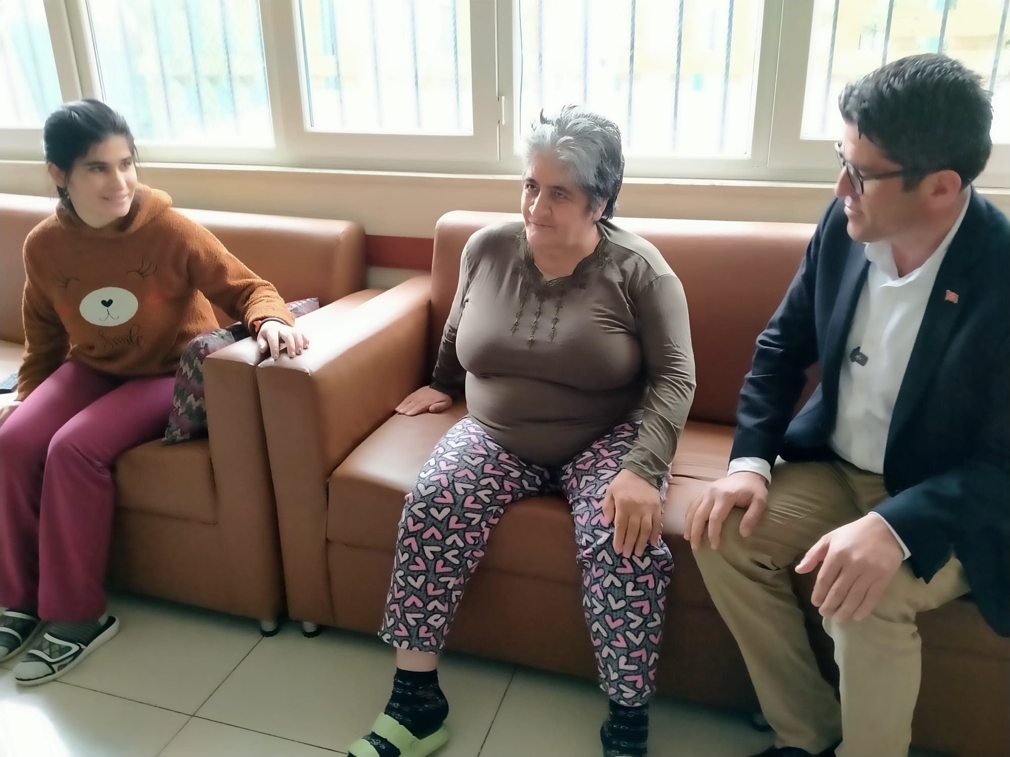 Kökten, Özel Engelli Bakım Merkezini Ziyaret Etti (1)