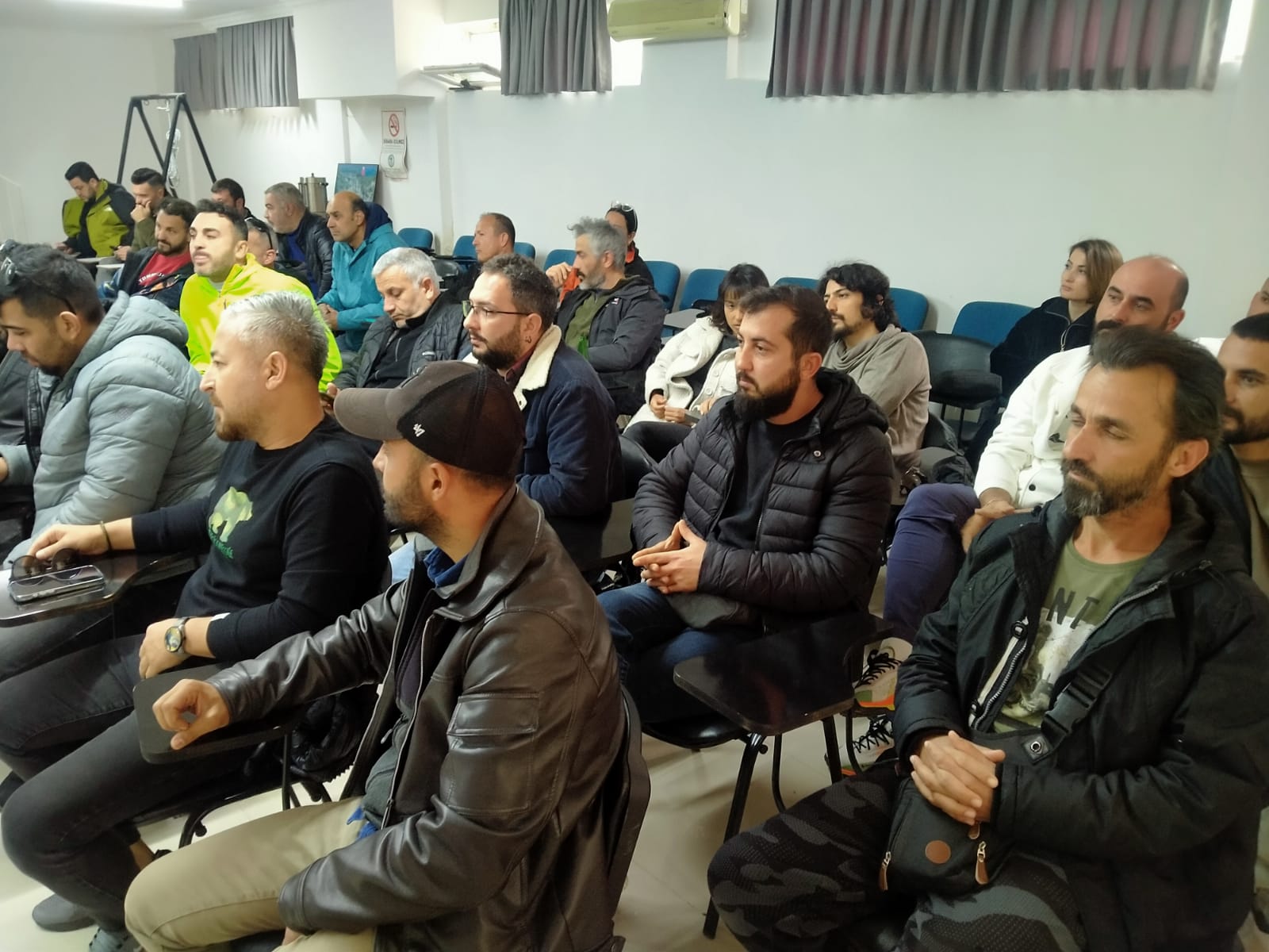 Kökten, Paraşüt Firmalarının Sorunlarını Dinledi (3)