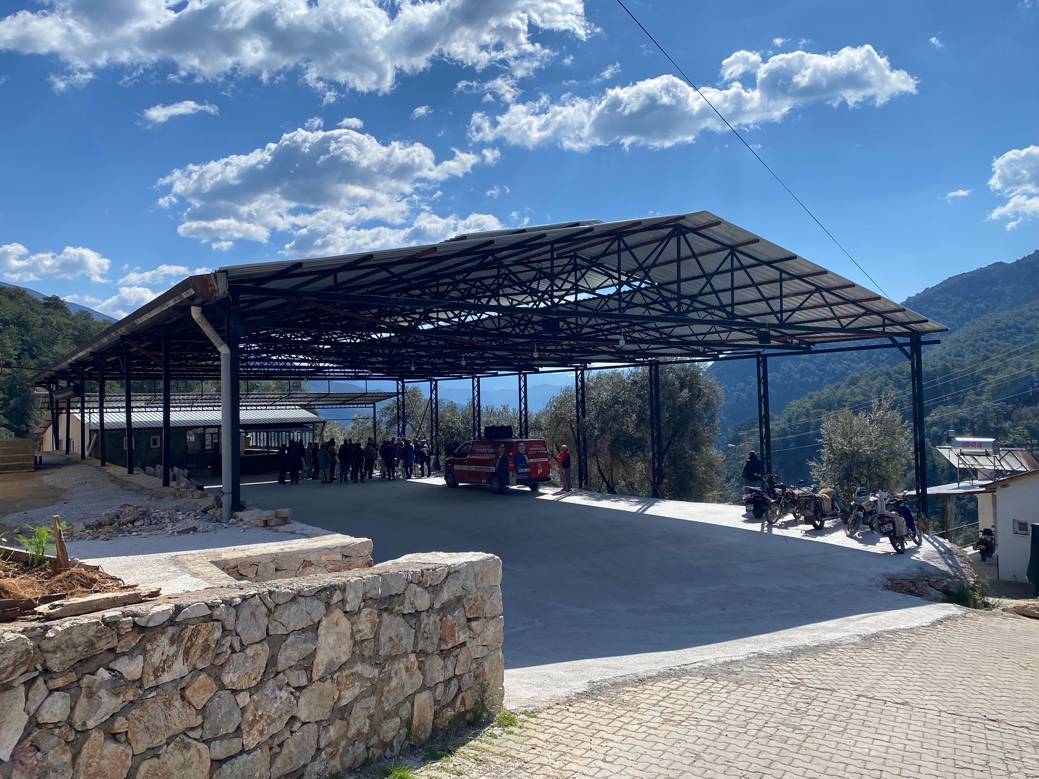 Kökten, Söğütlü Halkının Taleplerini Dinledi (2)