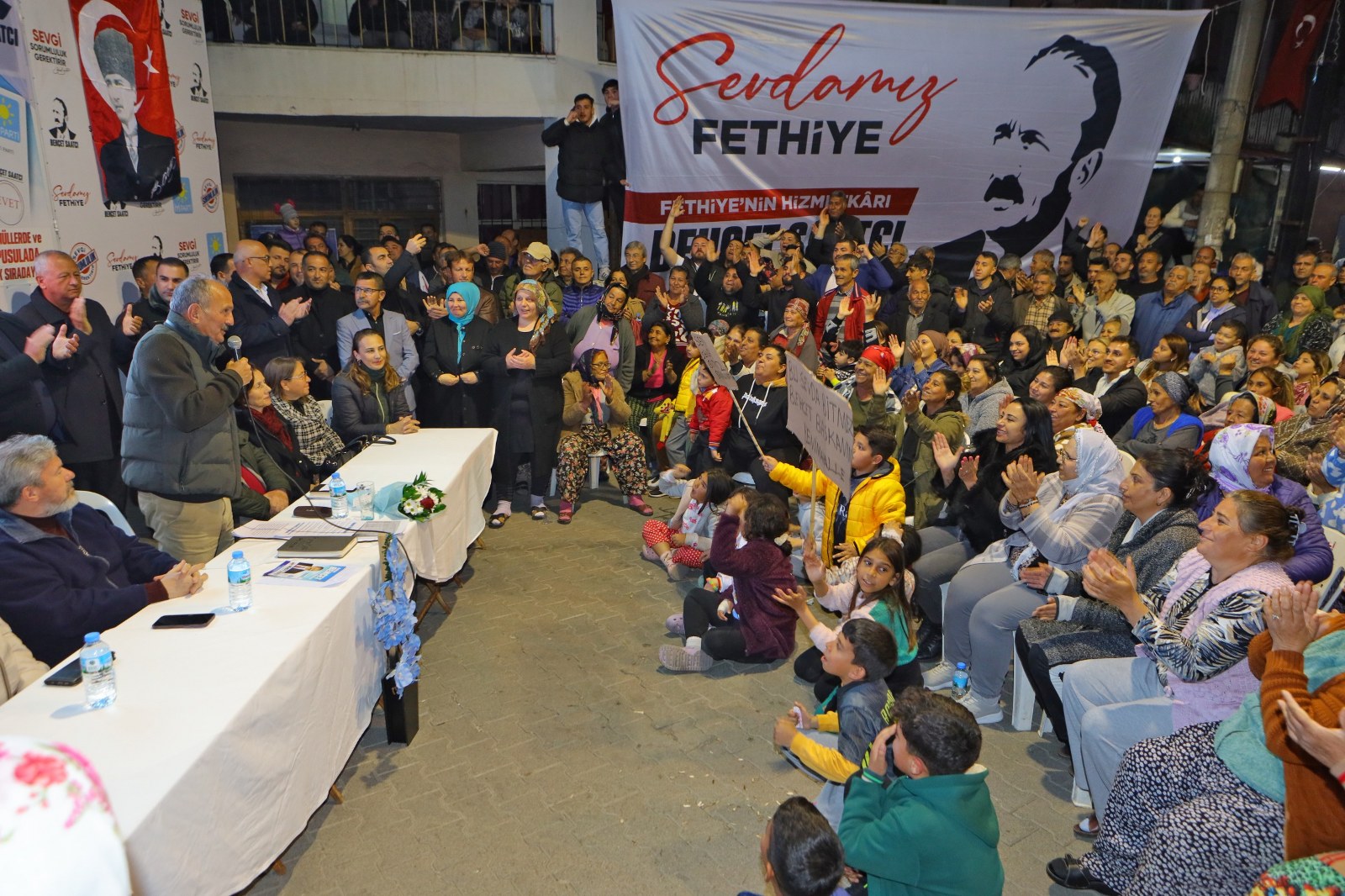 Saatcı, “Türkiye’ye Rol Model Olacağız” (10)