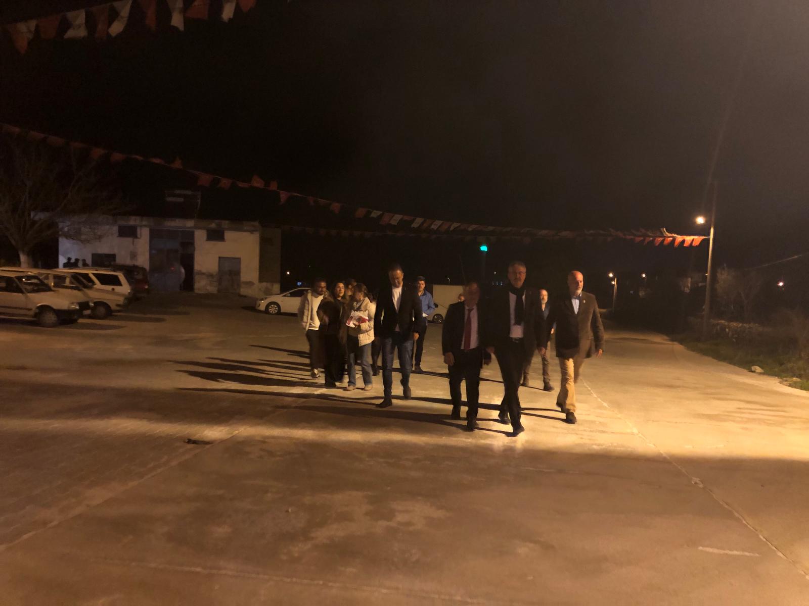 Yiğit, Kahvehane Toplantısında Sorunları Dinledi (1)