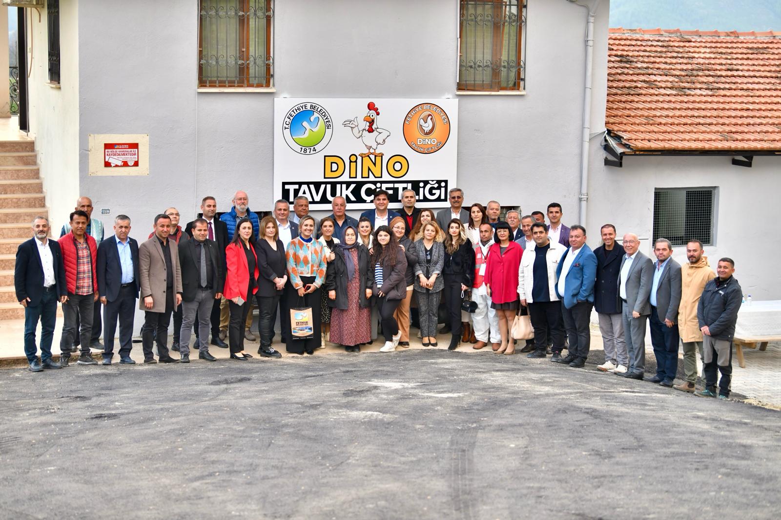 Yumurta Üretim Çiftliği Ve Yeşilüzümlü Halkevi Hizmete Açıldı (1)
