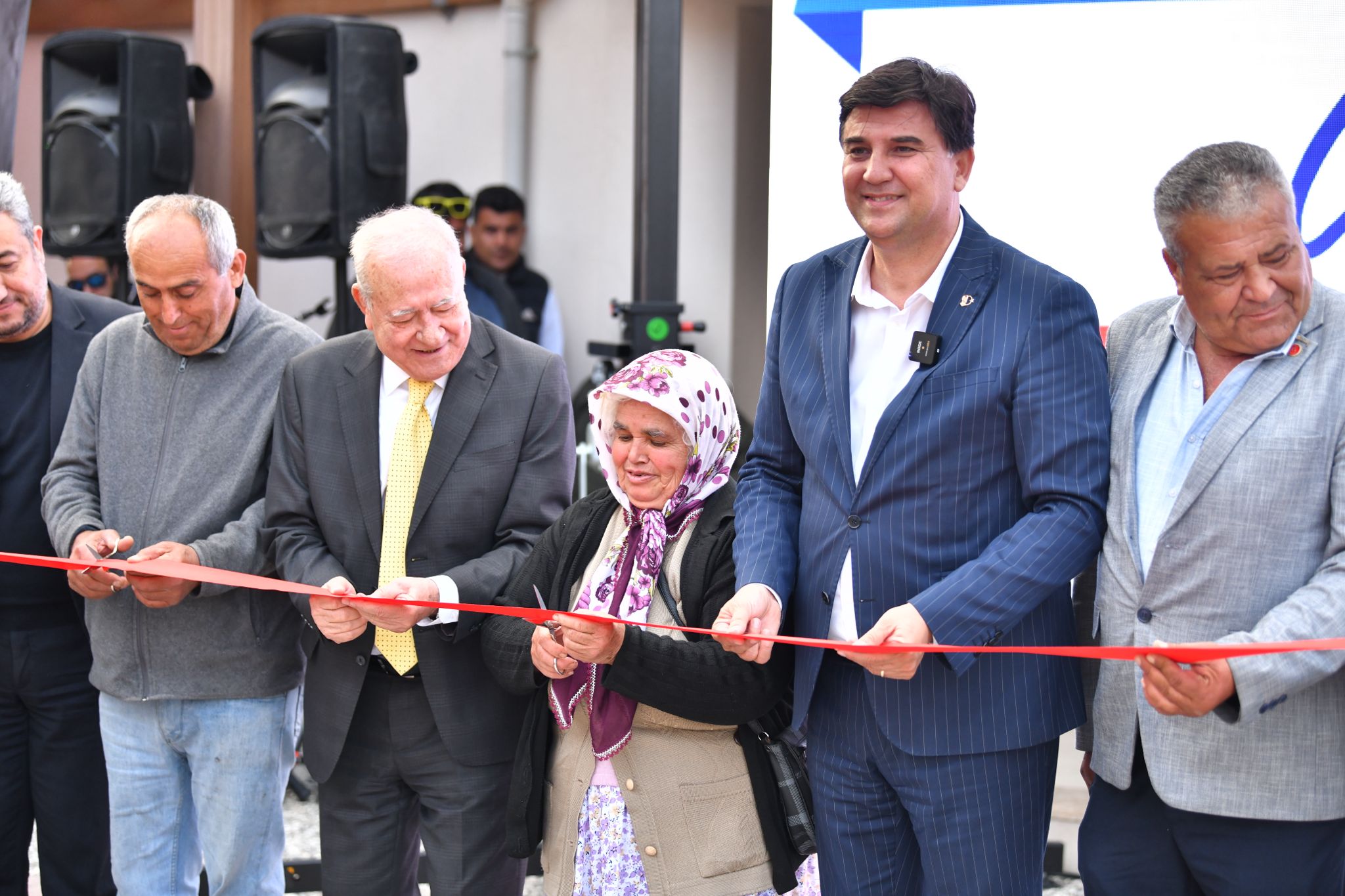 Yumurta Üretim Çiftliği Ve Yeşilüzümlü Halkevi Hizmete Açıldı (6)