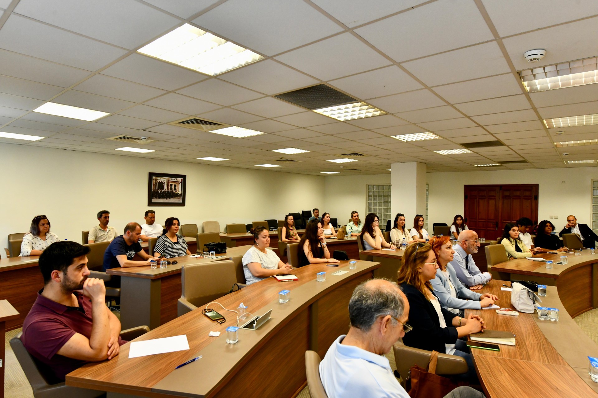 Ab Gençlik Projesi İçin Bilgilendirme Semineri Yapıldı (1)