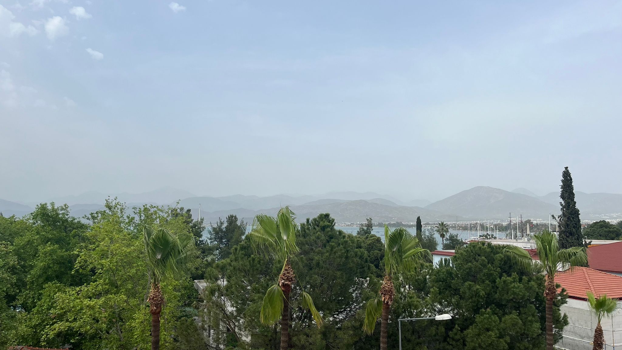 Çöl Tozu Fethiye’yi Etkisi Altına Aldı (3)