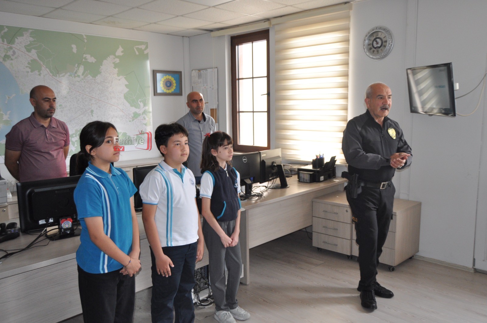 Emniyet Müdürü Dadaşoğlu, Görevi Öğrenci Miray’a Bıraktı (6)