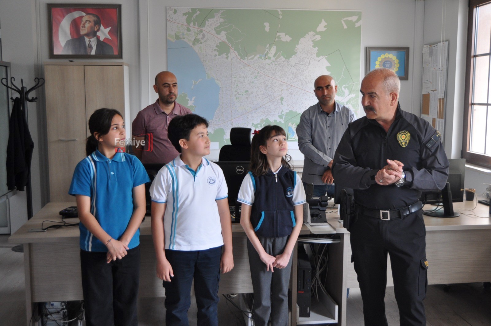 Emniyet Müdürü Dadaşoğlu, Görevi Öğrenci Miray’a Bıraktı (7)