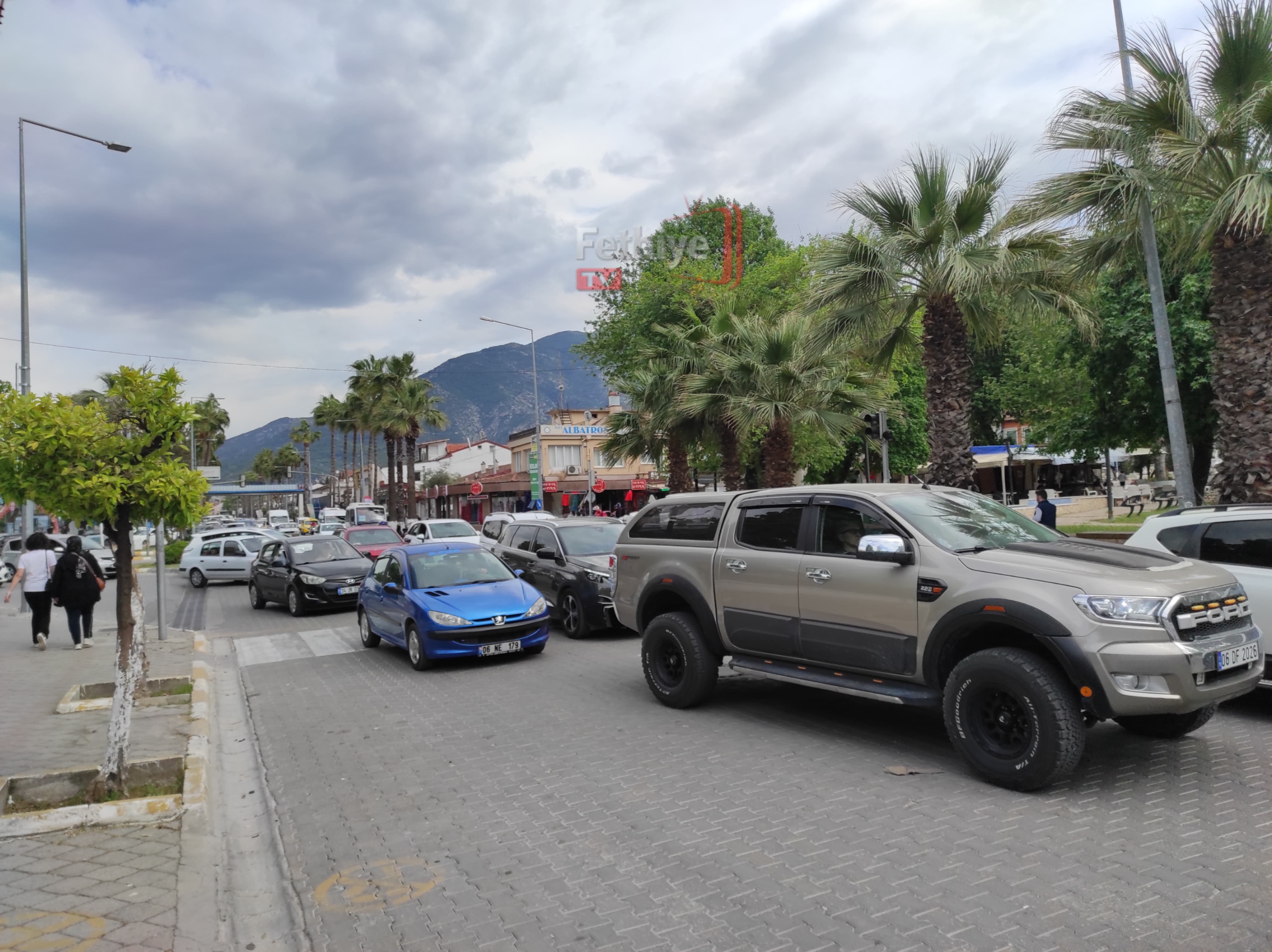 Fethiye’de Bayram Öncesi Tatilci Yoğunluğu Başladı (2)
