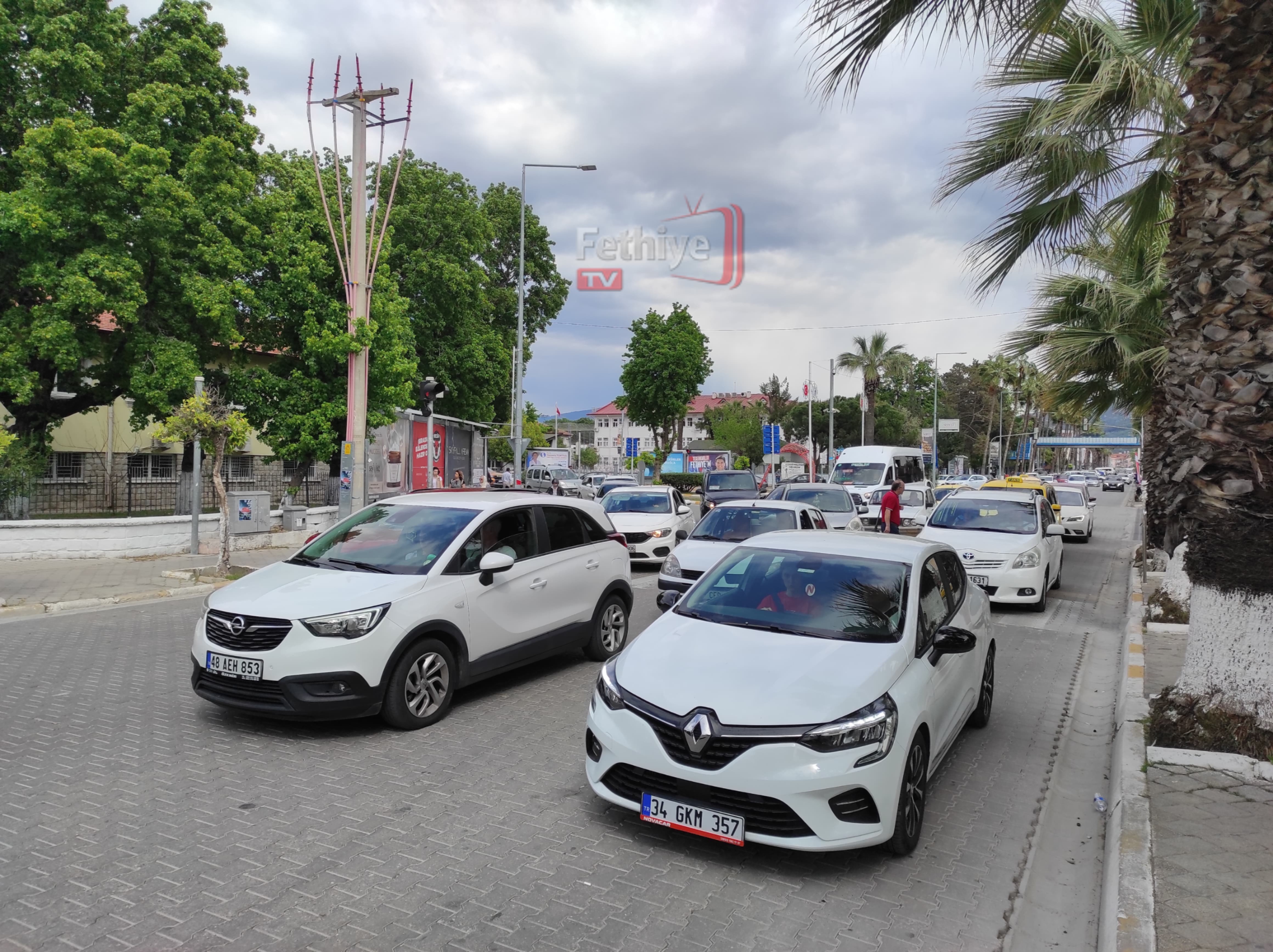Fethiye’de Bayram Öncesi Tatilci Yoğunluğu Başladı (3)