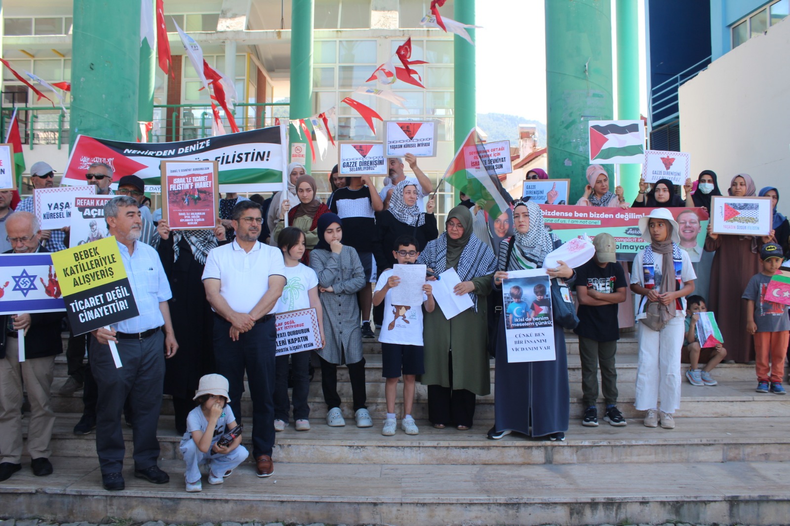 Fethiye’de Filistin İçin Eylem Düzenlendi (2)