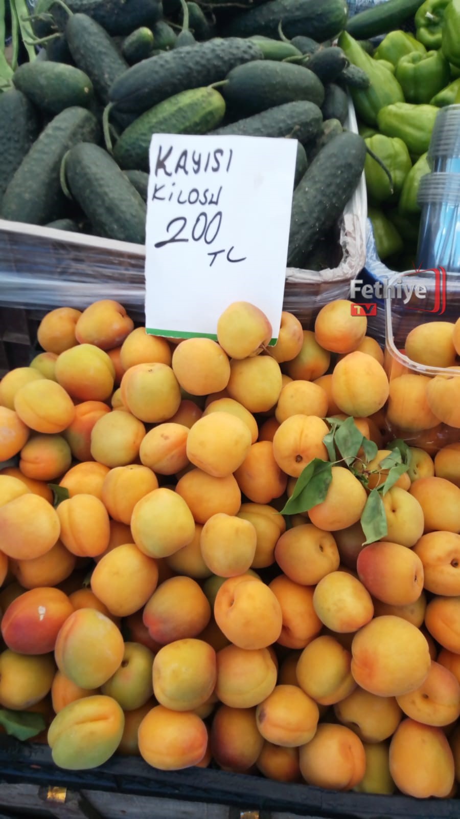 Fethiye'de Pazarda Dudak Uçuklatan Fiyatlar (4)