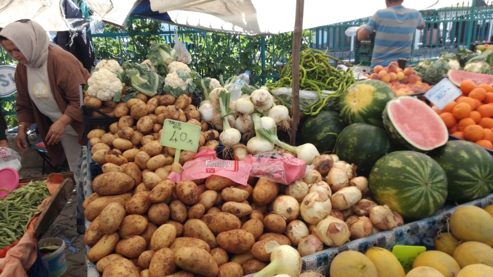 Fethiye'de Pazarda Dudak Uçuklatan Fiyatlar (9)