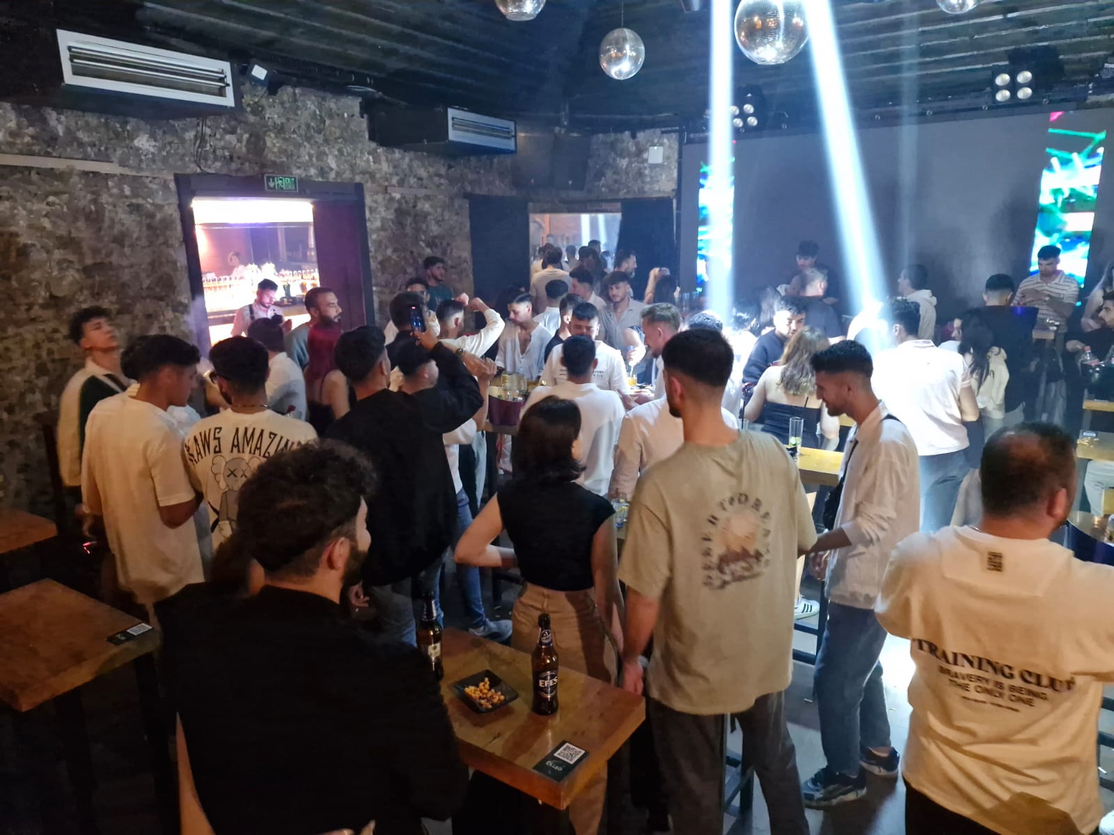 Tatilcilerin Tercihi Elma Music Dance Oldu (11)