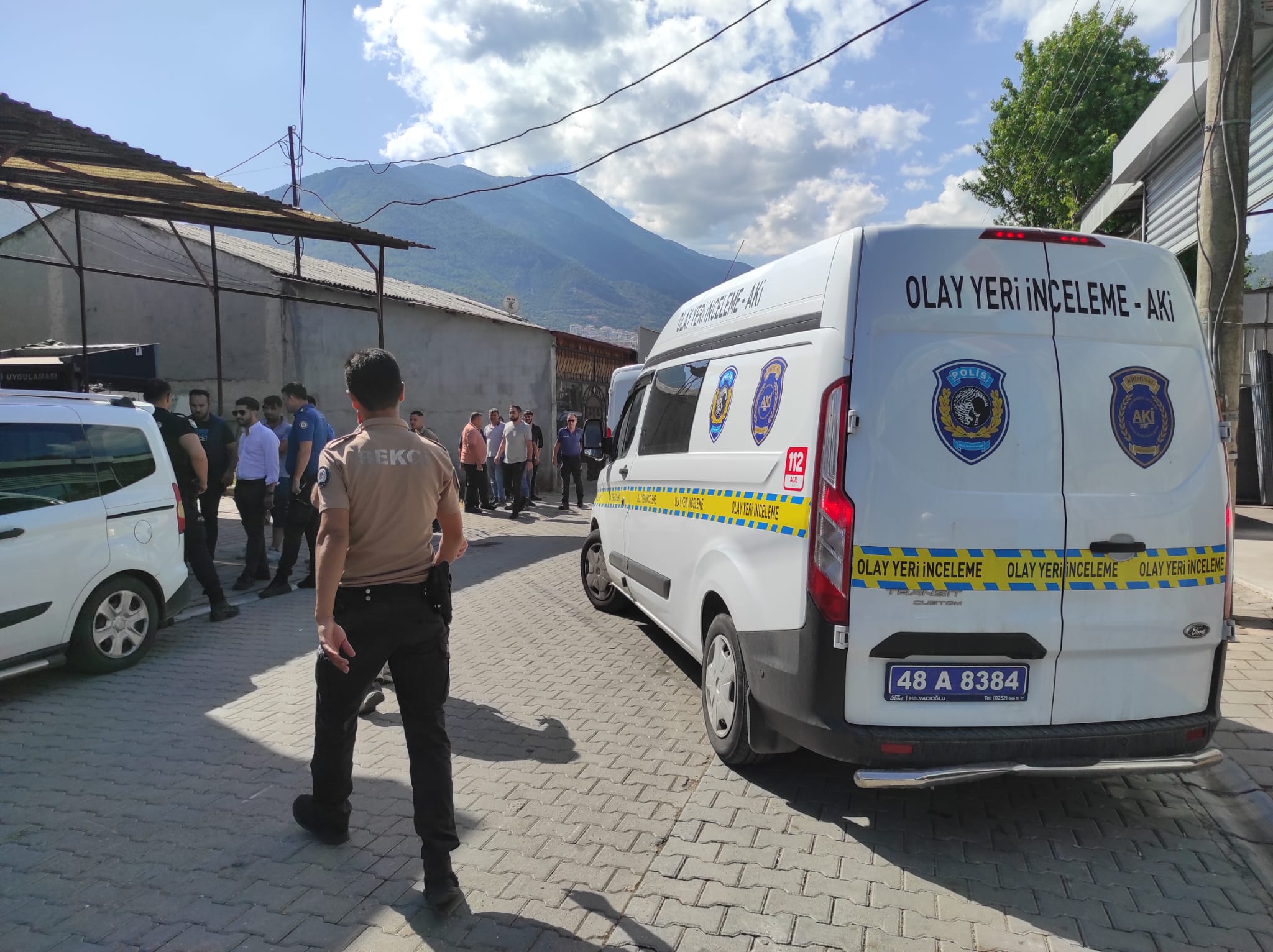 Fethiye’de Erkek Cesedi Bulundu (4)