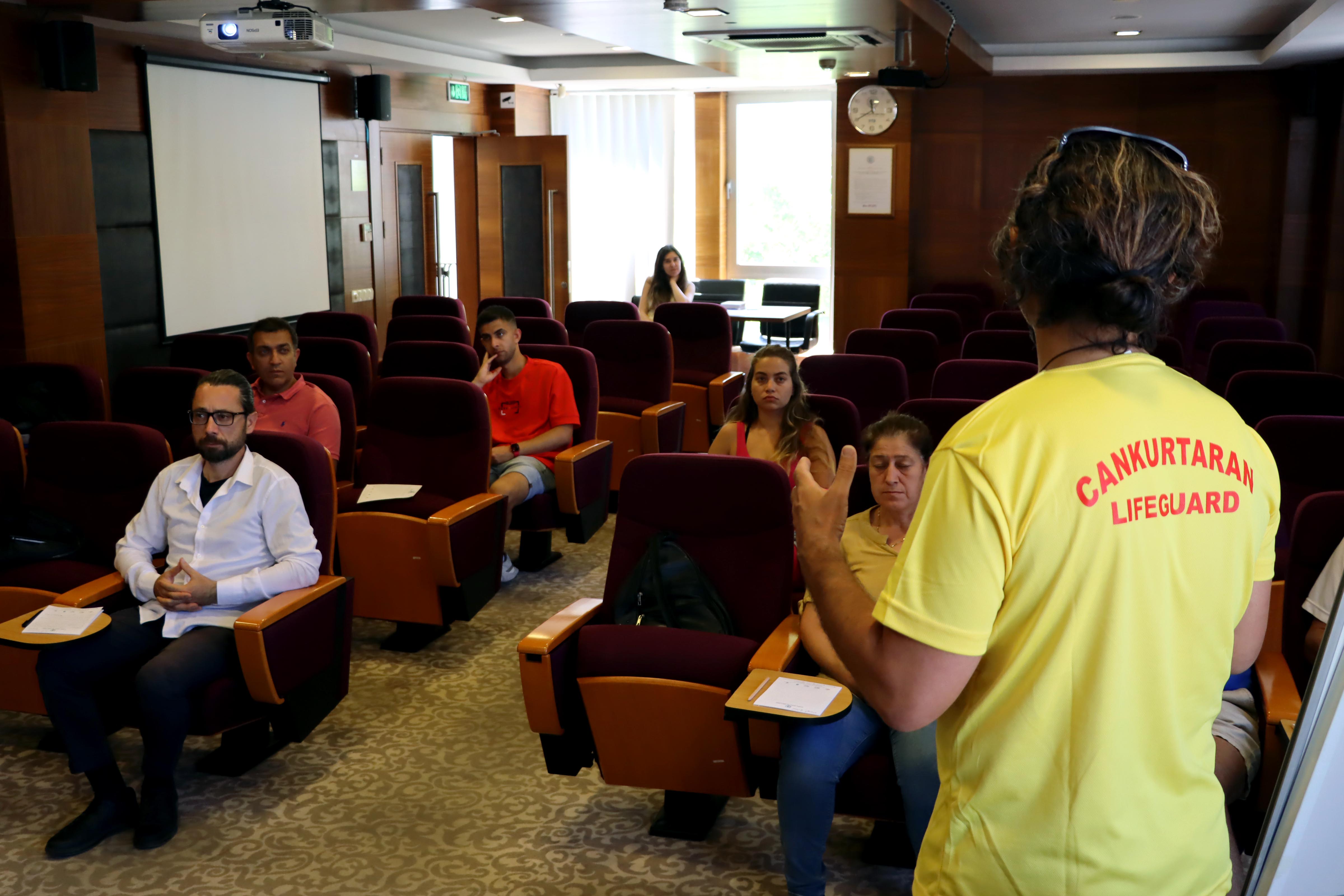 2024 05 09 Fethi̇ye’de 12 Ki̇şi̇ Bronz Cankurtaran Belgesi̇ Aldi (3)