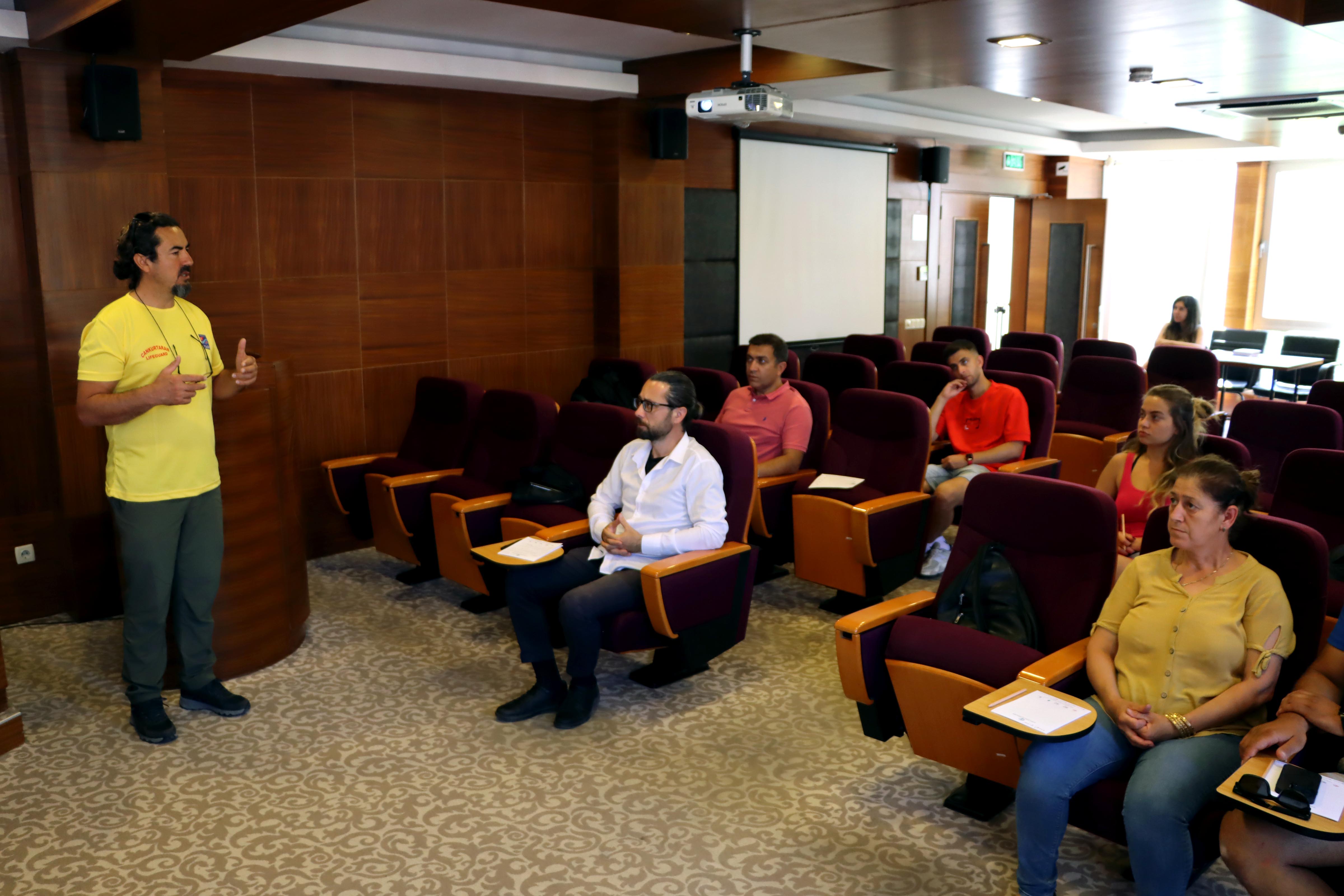 2024 05 09 Fethi̇ye’de 12 Ki̇şi̇ Bronz Cankurtaran Belgesi̇ Aldi (4)