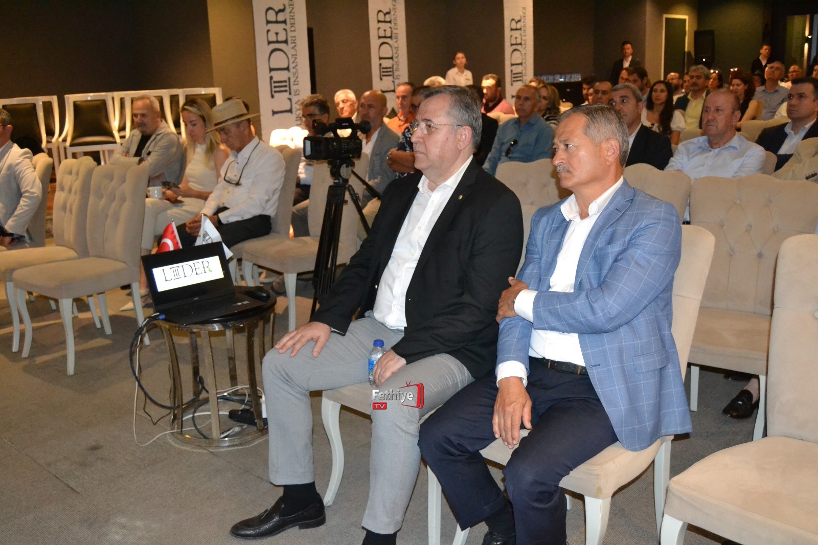 Ekonomist Sağlam, Li̇der Üyelerini Bilgilendirdi (5)