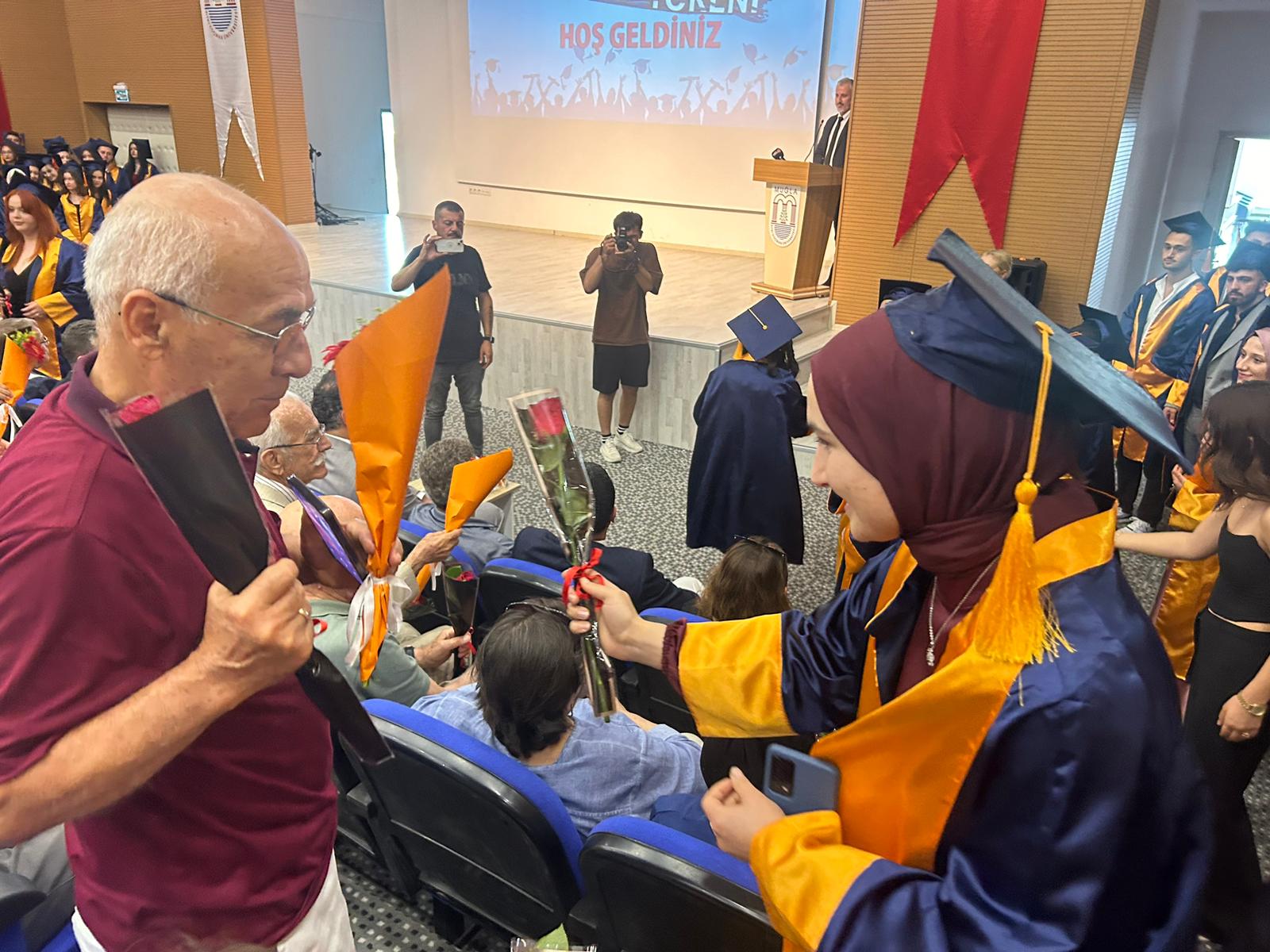 Fethiye’de 107 Acil Yardım Ve Yaşlı Bakım Öğrecisi Mezun Oldu (5)