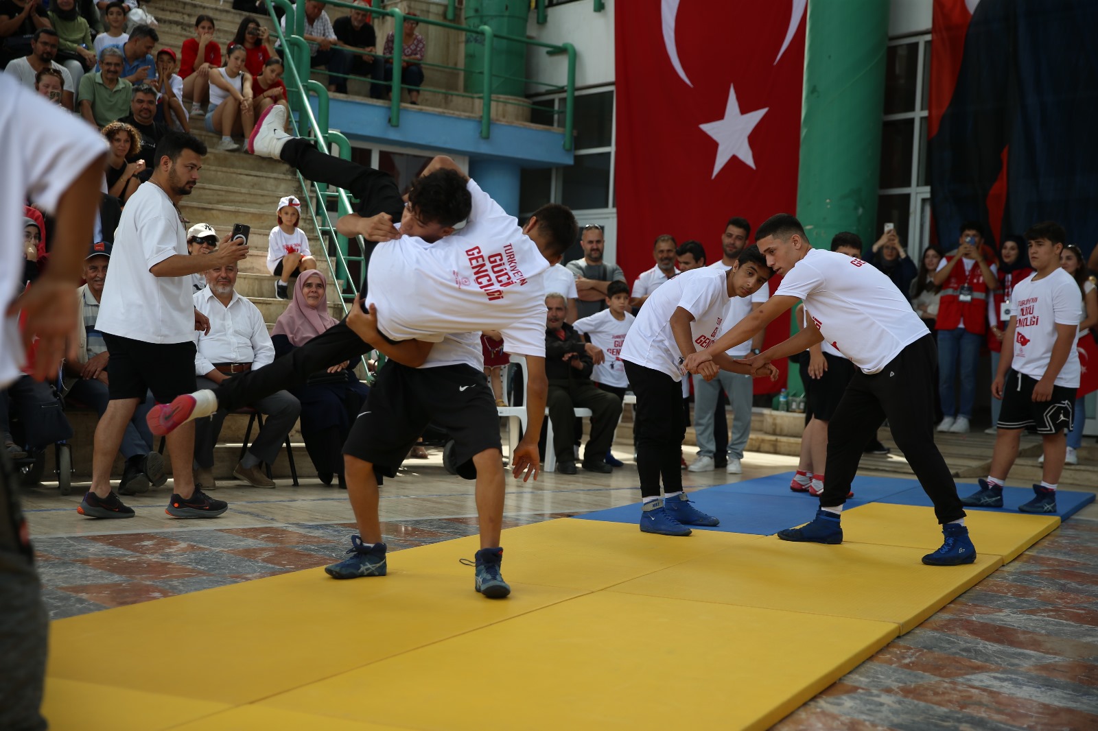 Fethiye’de 19 Mayıs Coşkusu Tören Ve Etkinliklerle Kutlandı (6)