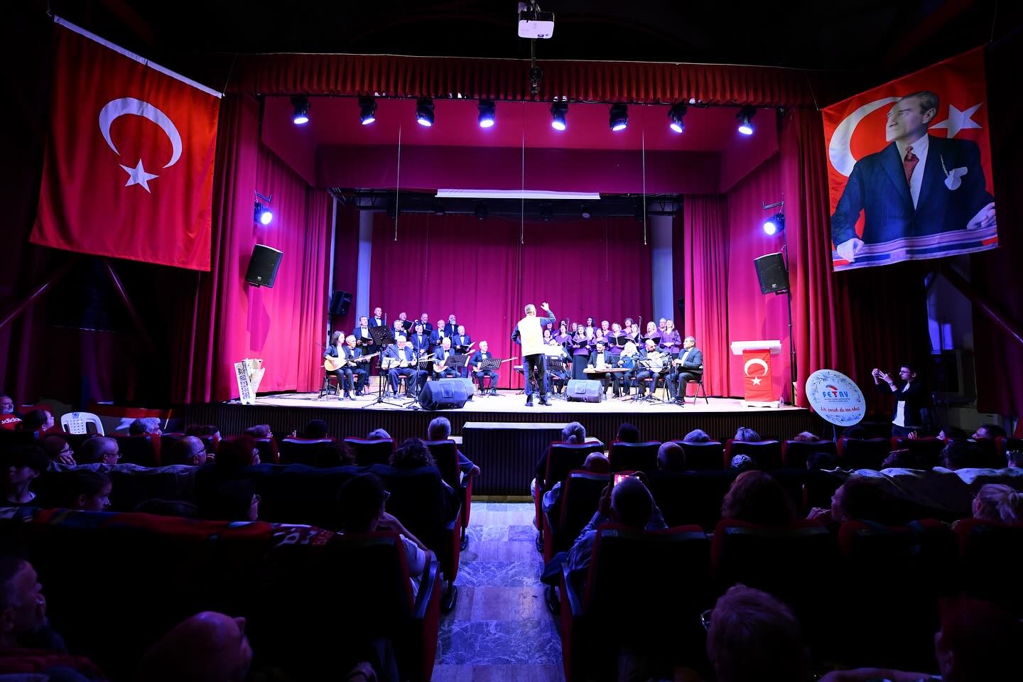 Fethiye’de Türk Halk Müziği Bahar Konseri Büyük Beğeni Topladı (5)