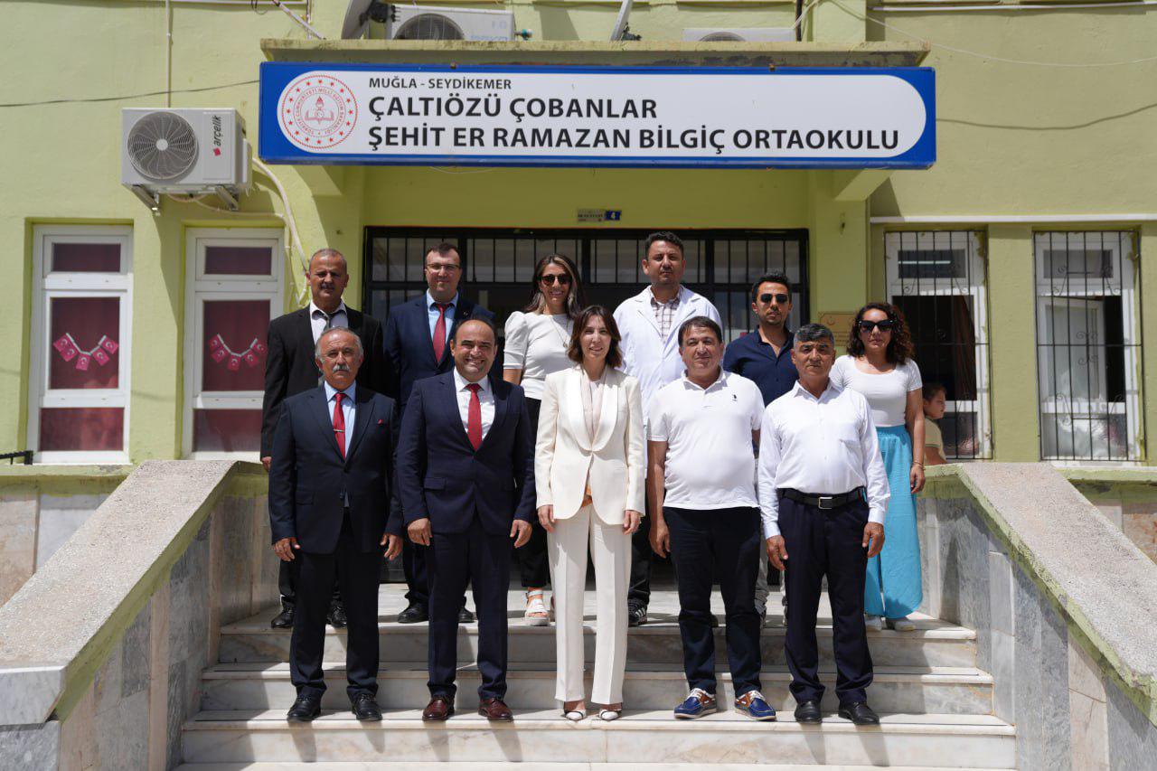 Başkan Akdeni̇zli̇ Karne Heycanina Ortak Oldu (1)