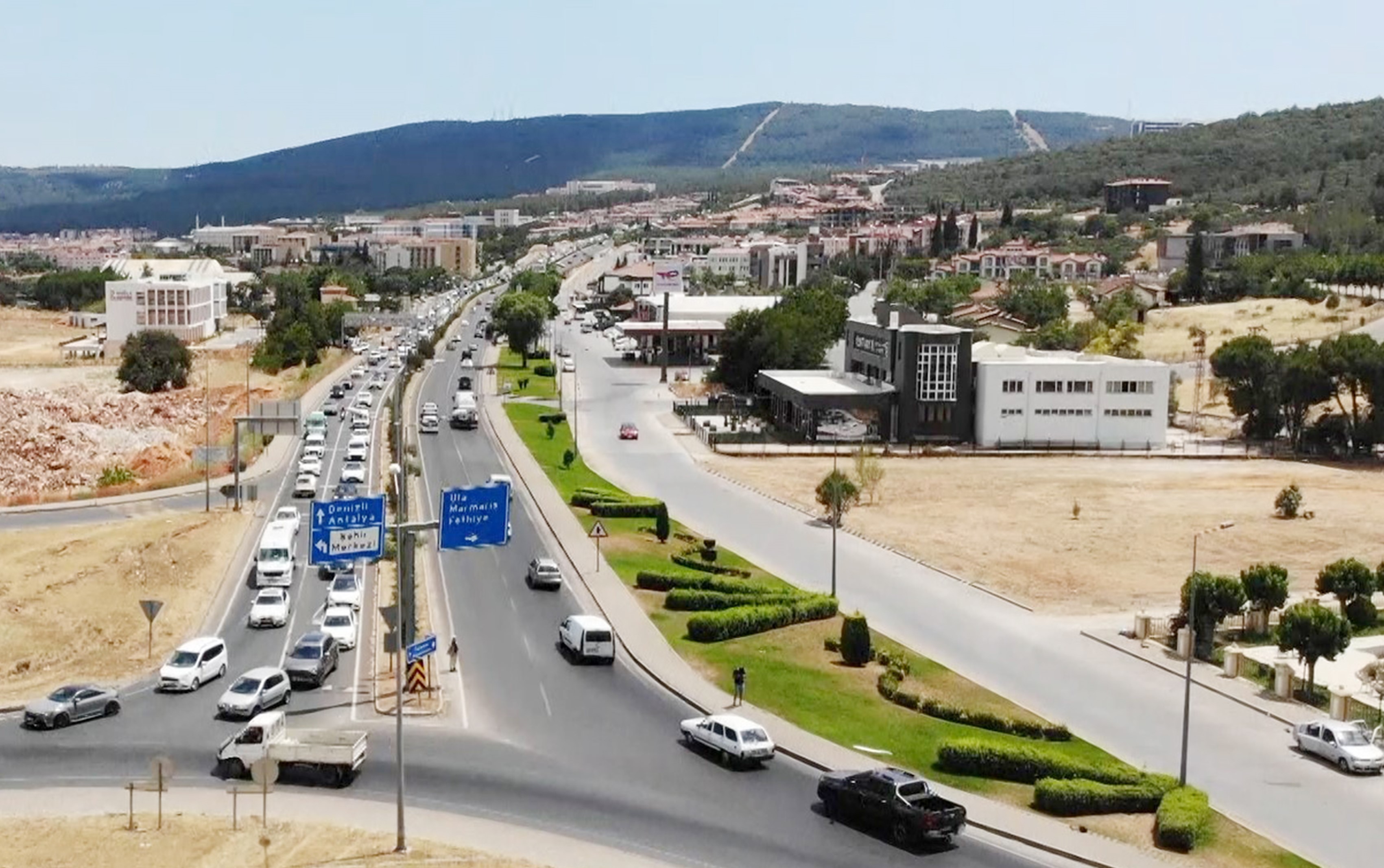 Tatilcilerin Dönüş Çilesi Başladı (1)