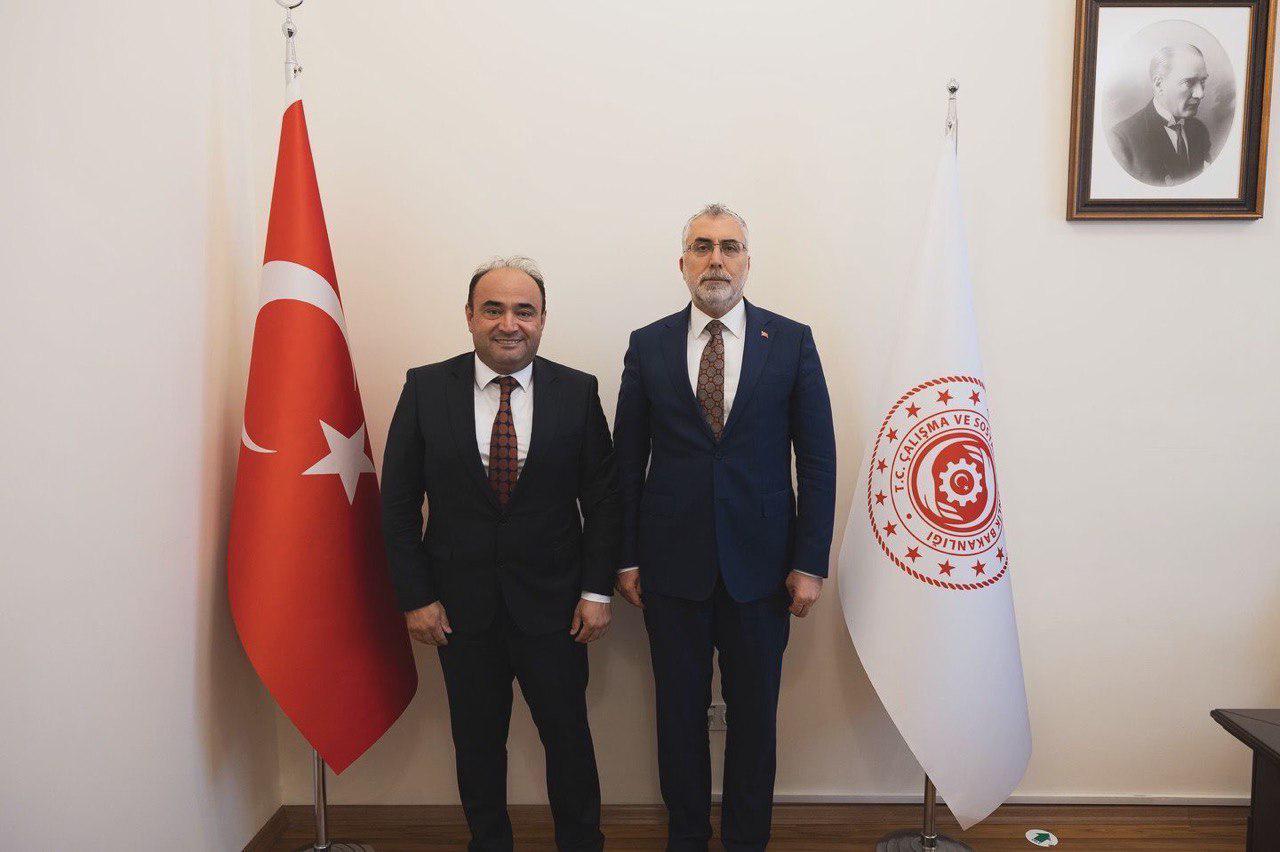 Başkan Akdeni̇zli̇ Kizilcahamam’da Hükümeti̇n Kurmaylariyla Kampa Katildi (5)