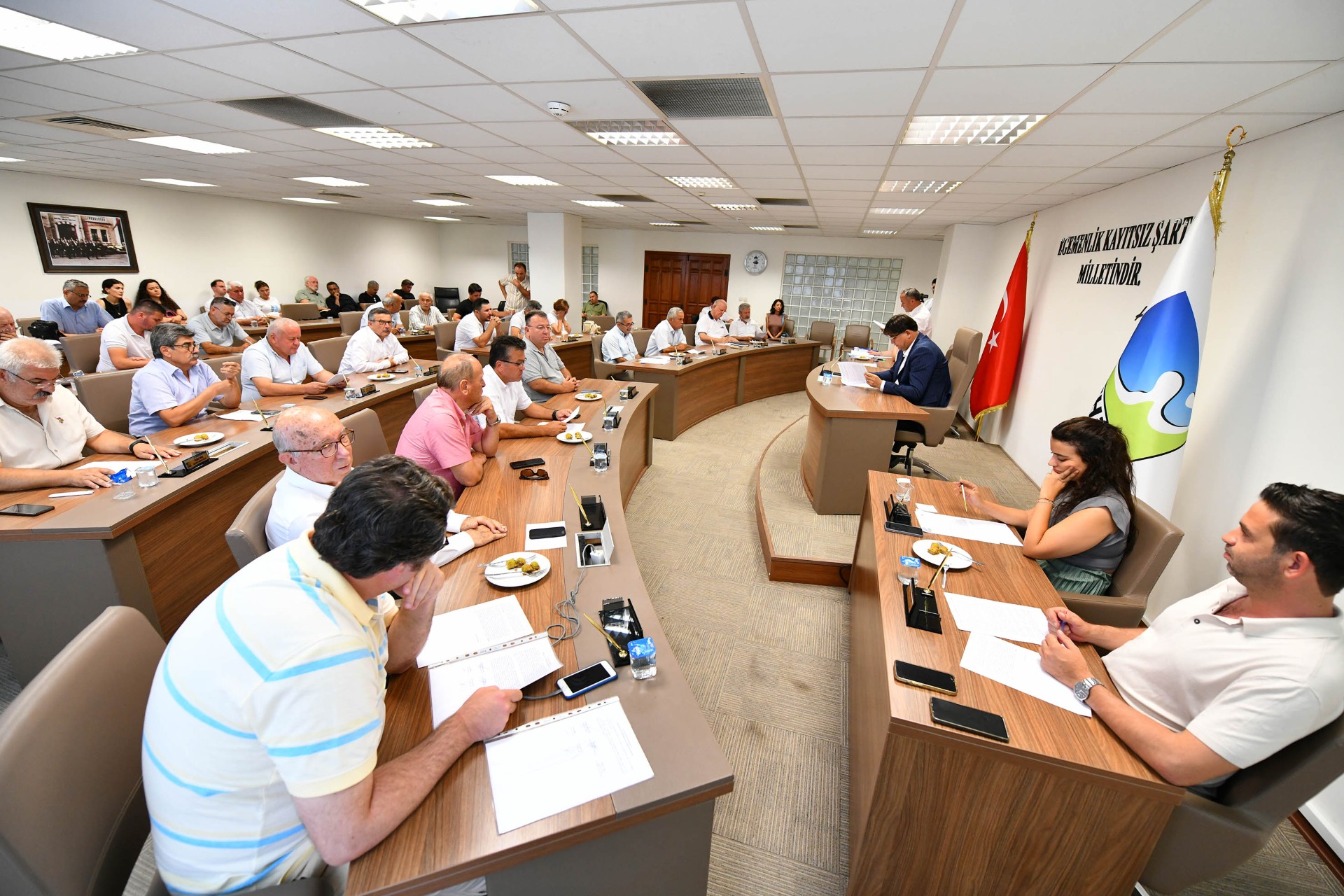 Beledi̇ye Mecli̇s Toplantisi (2)