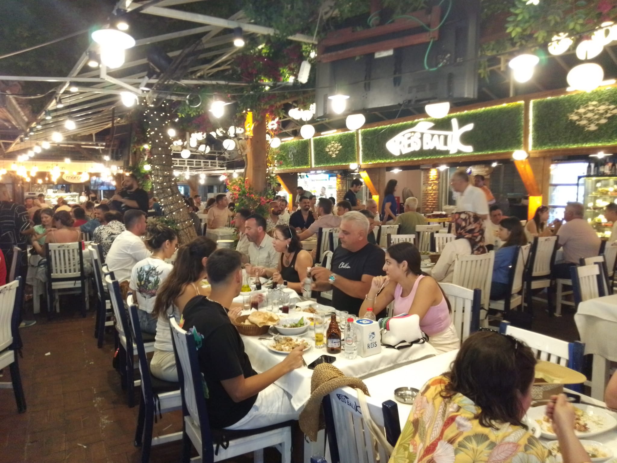 Burası Fethiye! Canlılık Başladı...mekanlar Doluyor.. (4)
