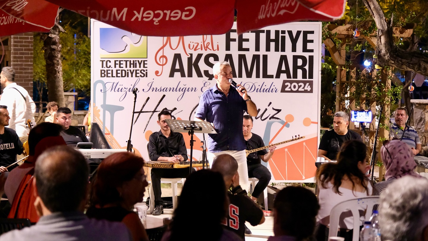 ‘Müzikli Fethiye Akşamları’ Adem Kazan Konseriyle Başladı (8)