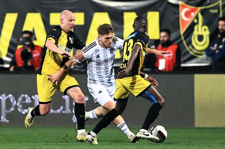 Istanbulspor Besiktas 980 000042 (1)