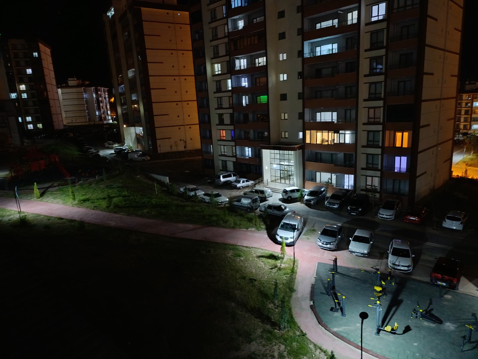 5’Inci Etapta Otopark Sıkıntısı Yaşanıyor 2